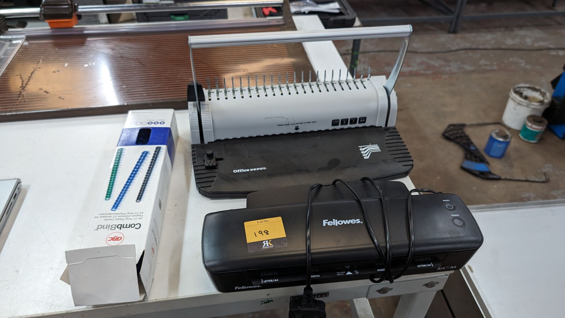 Office equipment comprising laminator, binding machine & box of plastic combs - Image 2 of 8