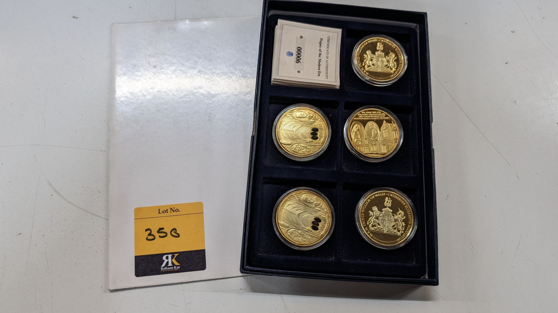 5 off assorted decorative coins as pictured including presentation box - Image 2 of 11