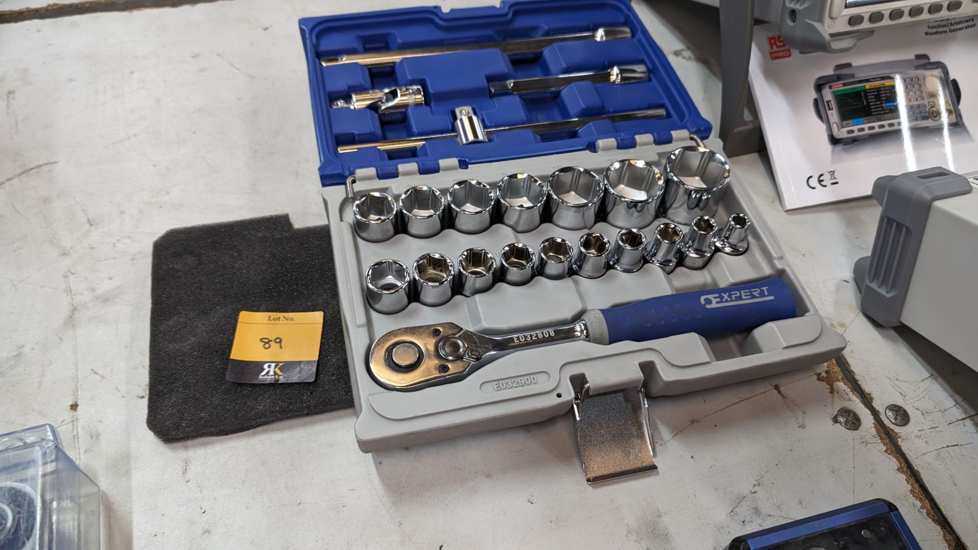 Expert socket set model E032900