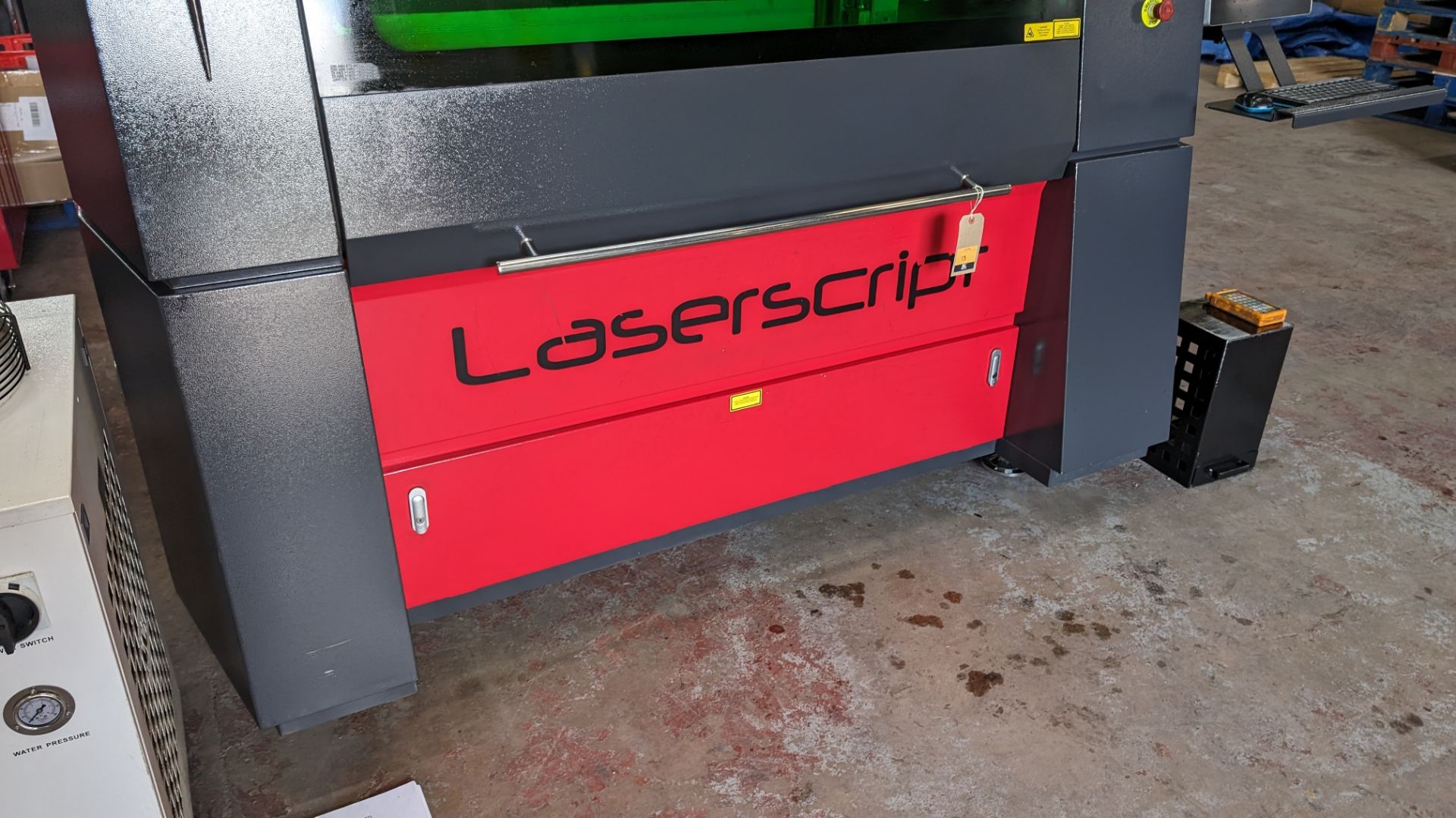 2021 HPC LS1390 1000W IPG fibre laser cutting machine. Includes external chiller. Includes extractio - Bild 40 aus 41