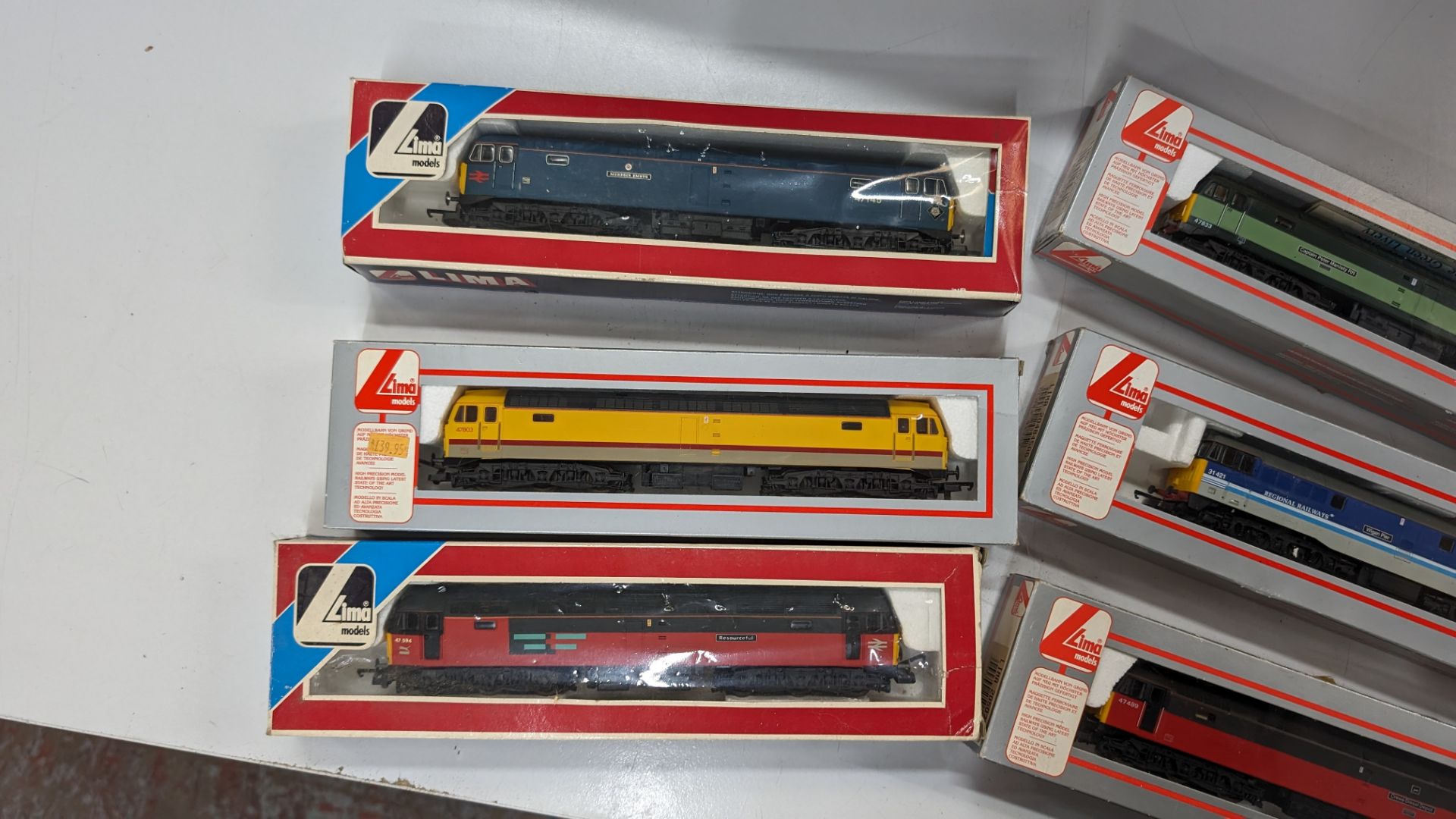 6 off Lima 00 assorted model trains - Image 9 of 10