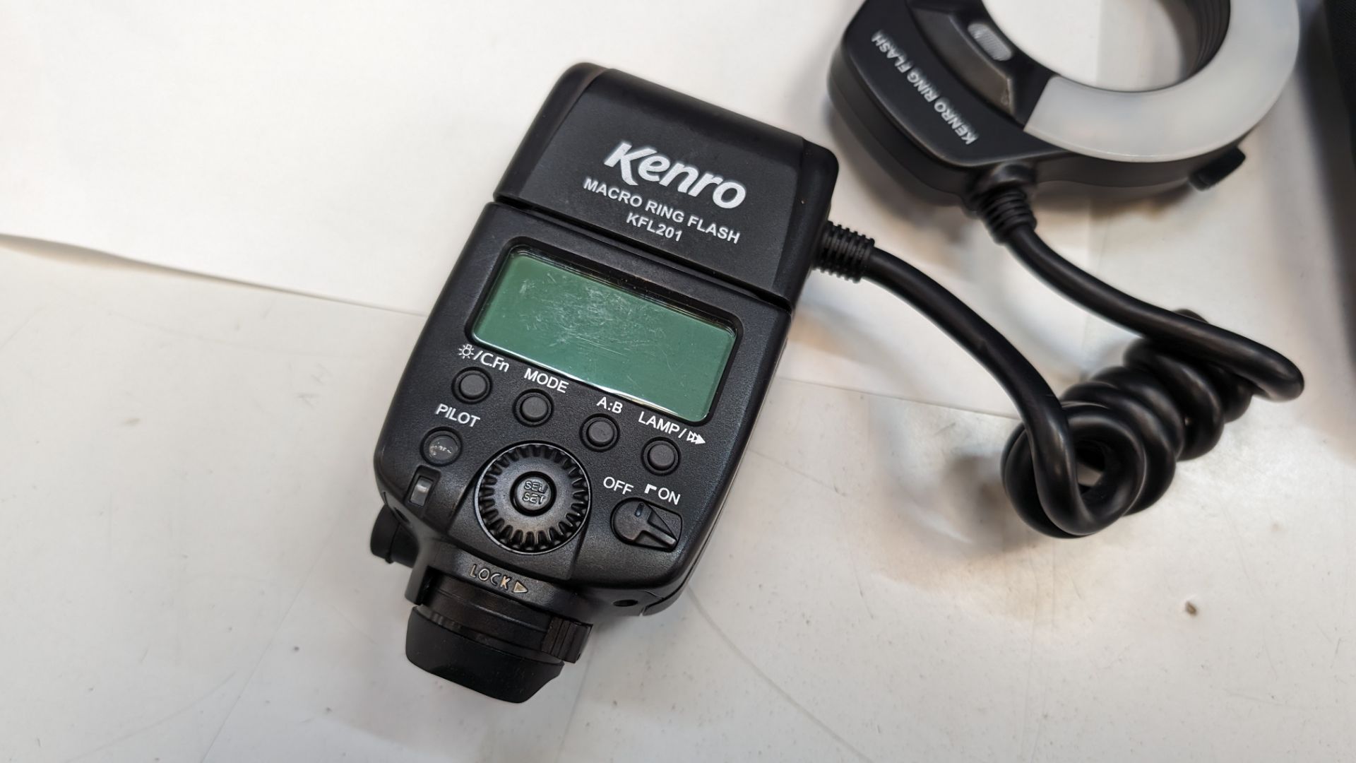 Kenro macro ring flash model KFL201 with carry bag - Bild 6 aus 10