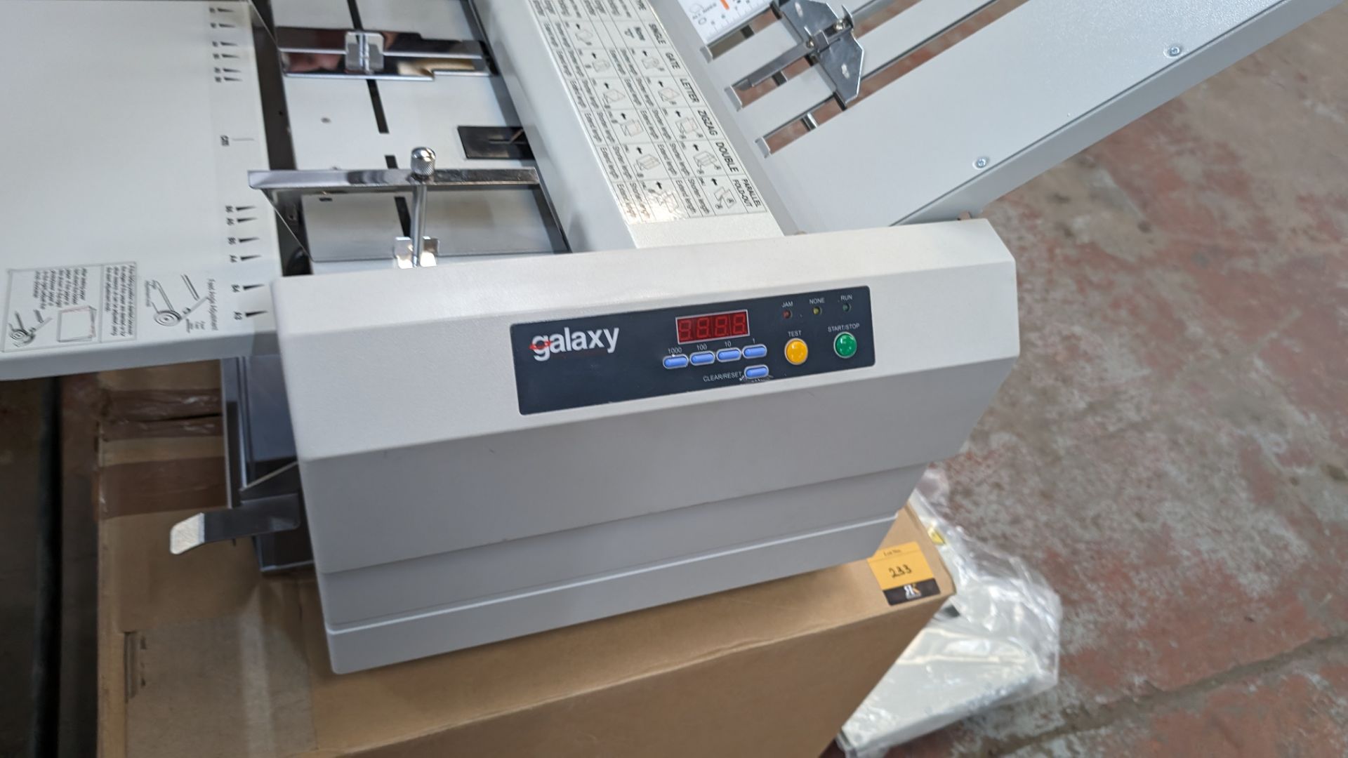 Galaxy FM600 paper folding machine including box & manual - Image 5 of 12