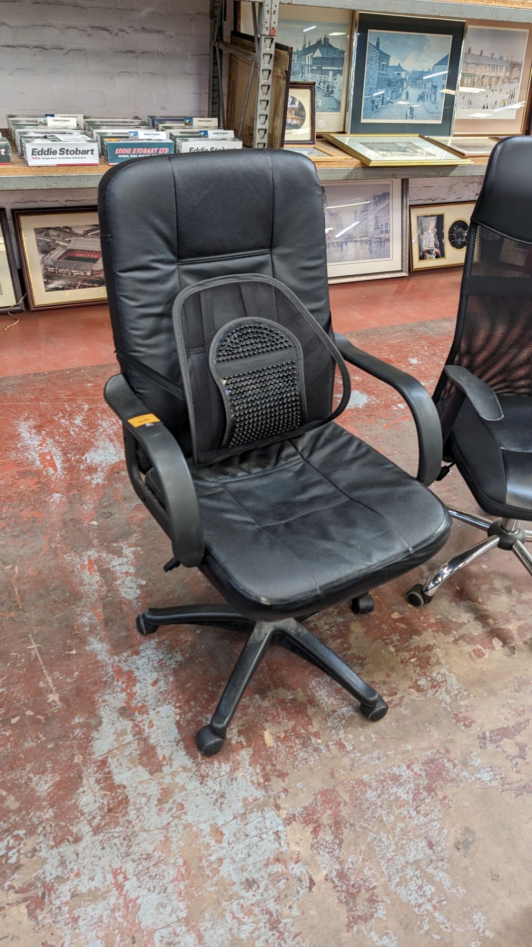 2 off assorted black leather exec/operators chairs plus detachable back support - Image 3 of 9