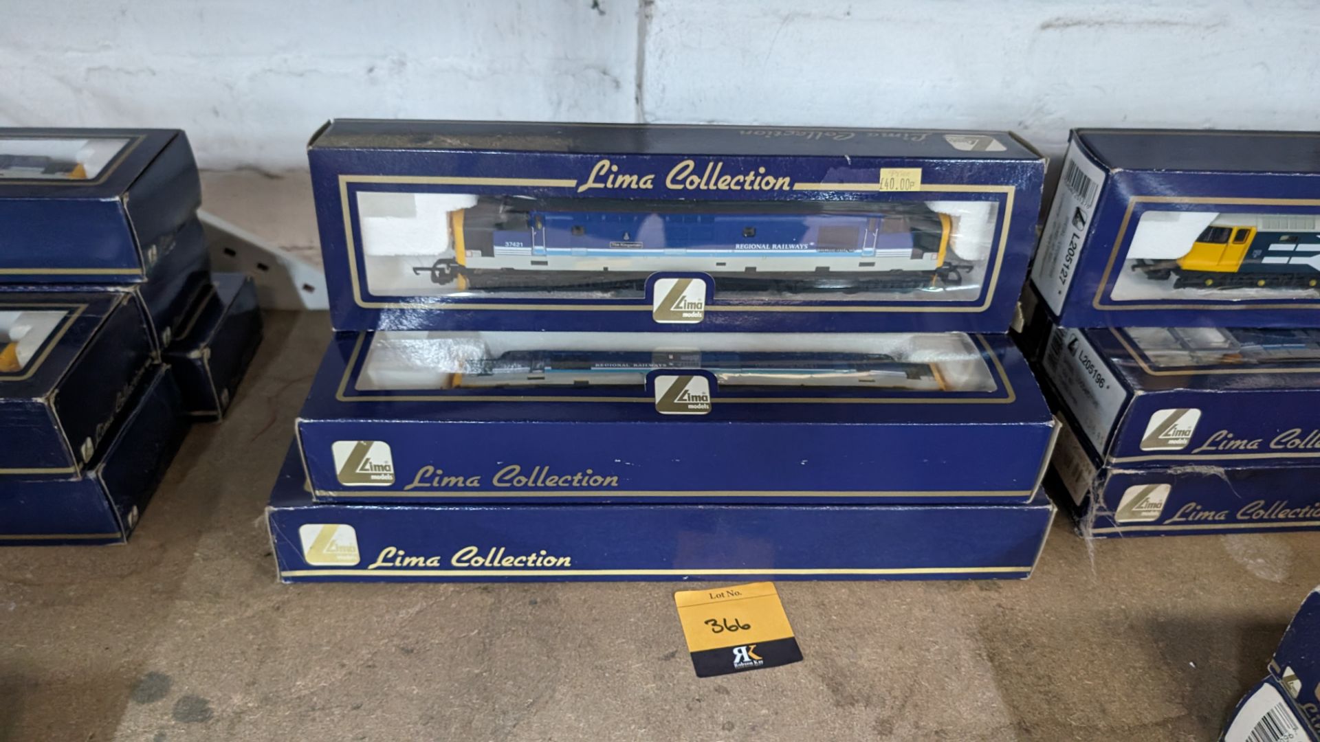 5 off Lima Collection 00 assorted model trains - Image 7 of 10