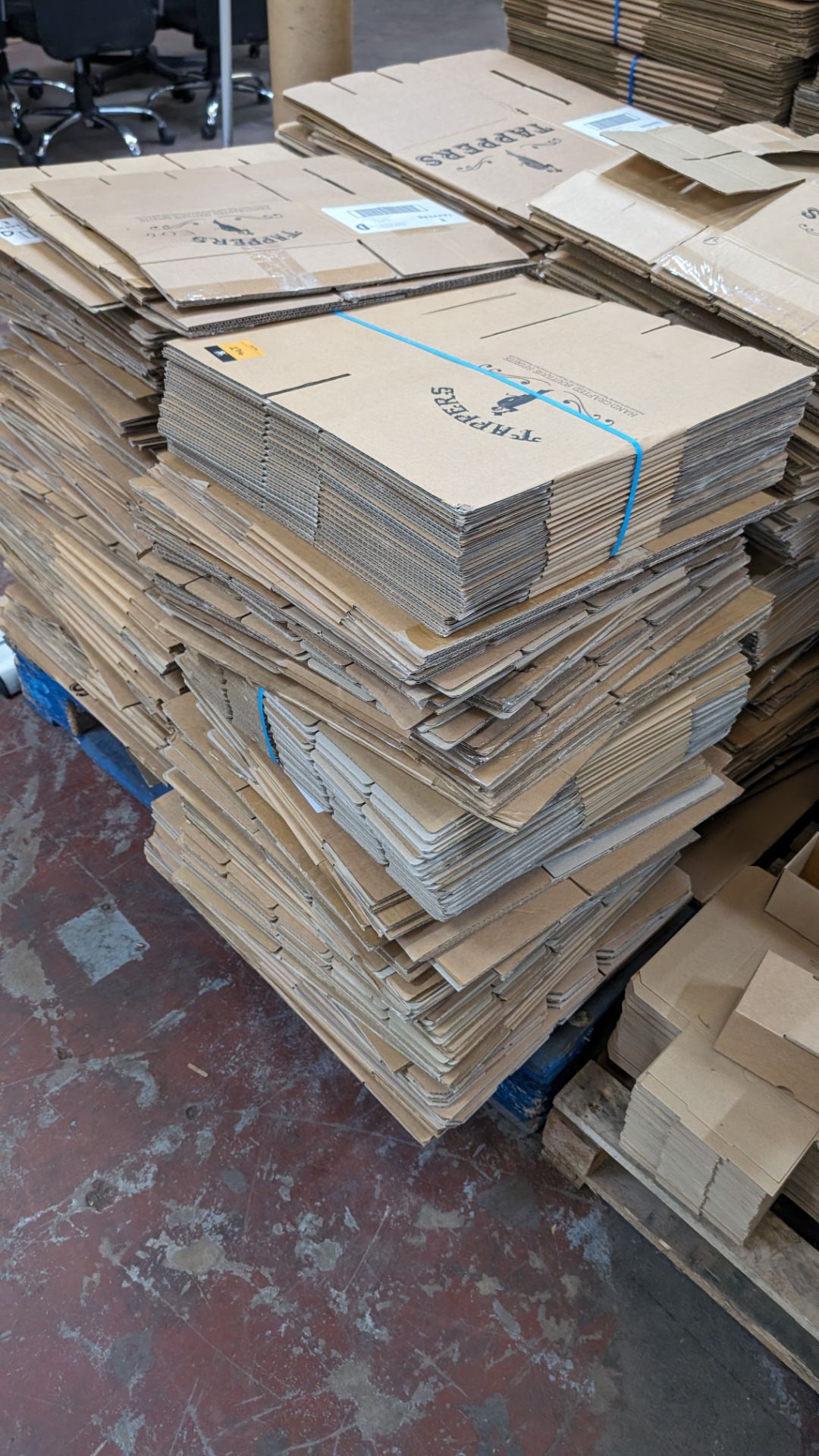 The contents of a pallet of flatpack cardboard boxes in 4 stacks. Each box when assembled incorpora - Image 2 of 5