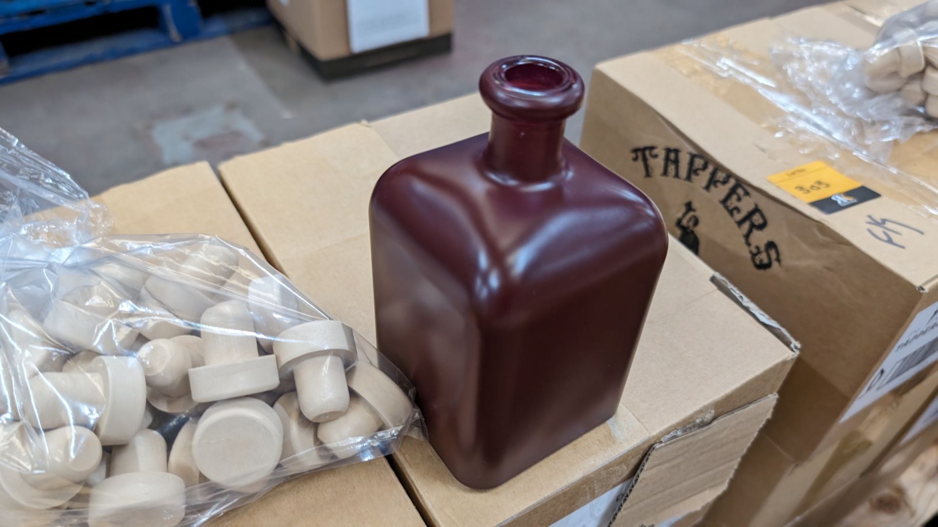 36 off 50cl/500ml professionally painted dark brown glass bottles, each including a stopper. The bo - Image 4 of 4