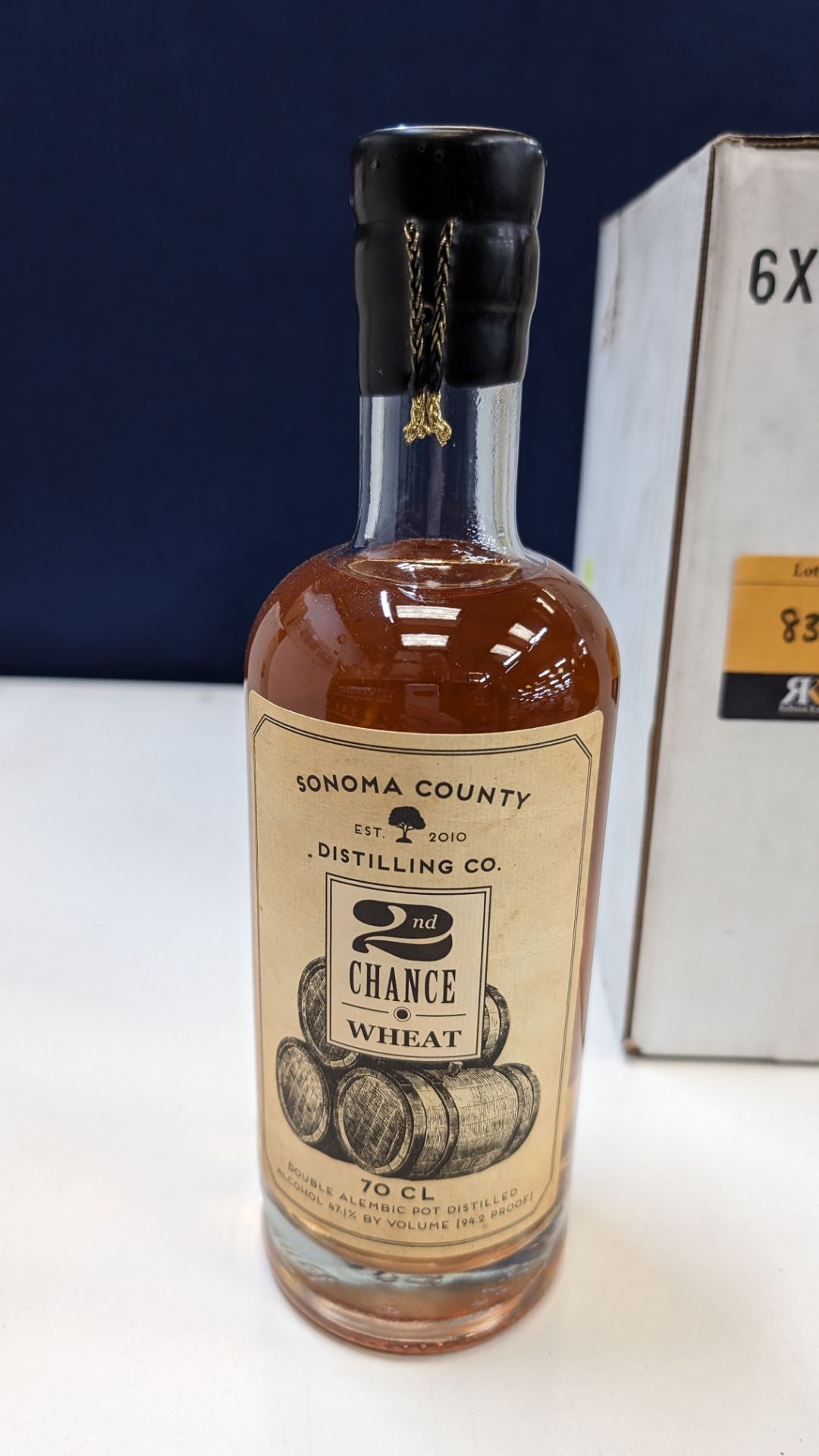 6 off 700ml bottles of Sonoma County 2nd Chance Wheat Double Alembic Pot Distilled Whiskey. In white - Bild 3 aus 10