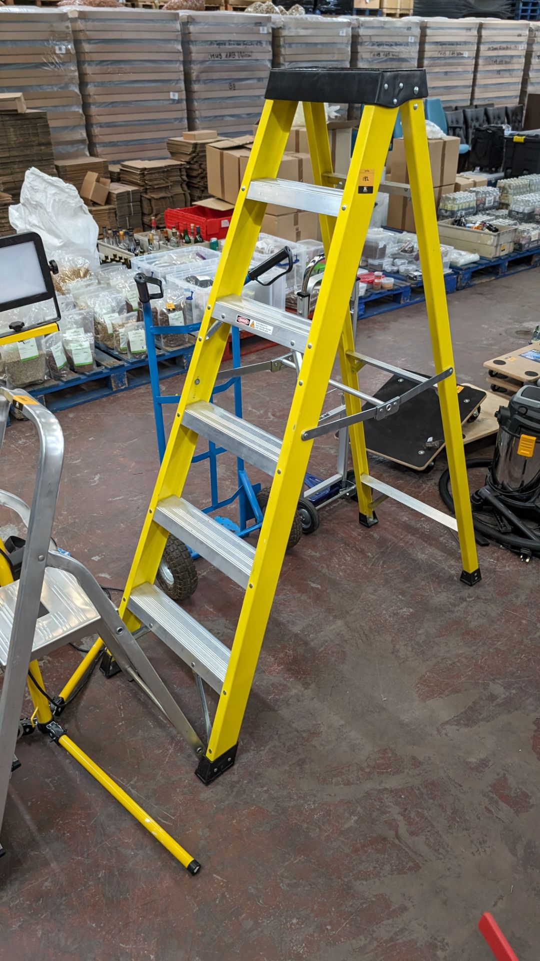 Electricians insulated 5-tread folding ladders - Bild 3 aus 4