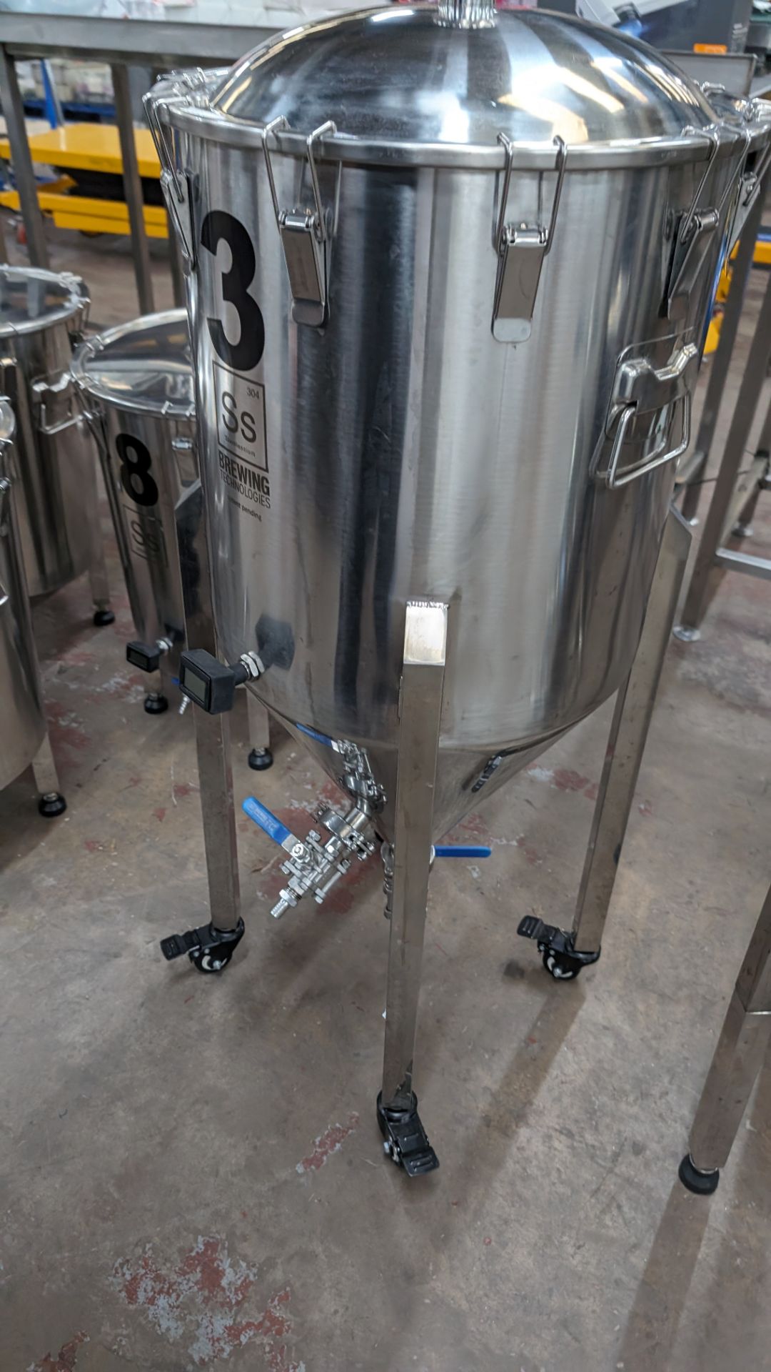 SS Brewtech (Brewing Technologies) stainless steel mobile conical fermenter with digital display. U - Image 4 of 8