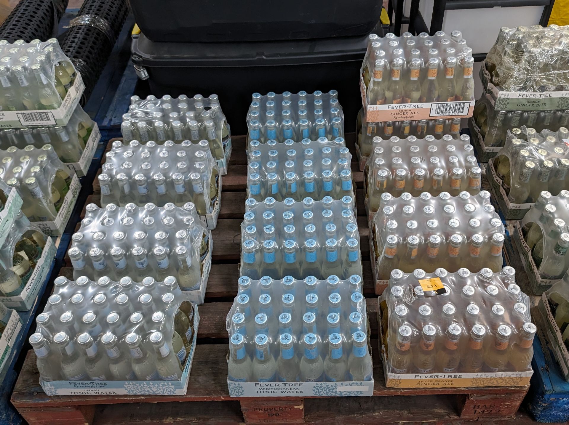 The contents of a pallet of Fever-Tree tonic water comprising 13 trays. NB: The Fever-Tree tonic w