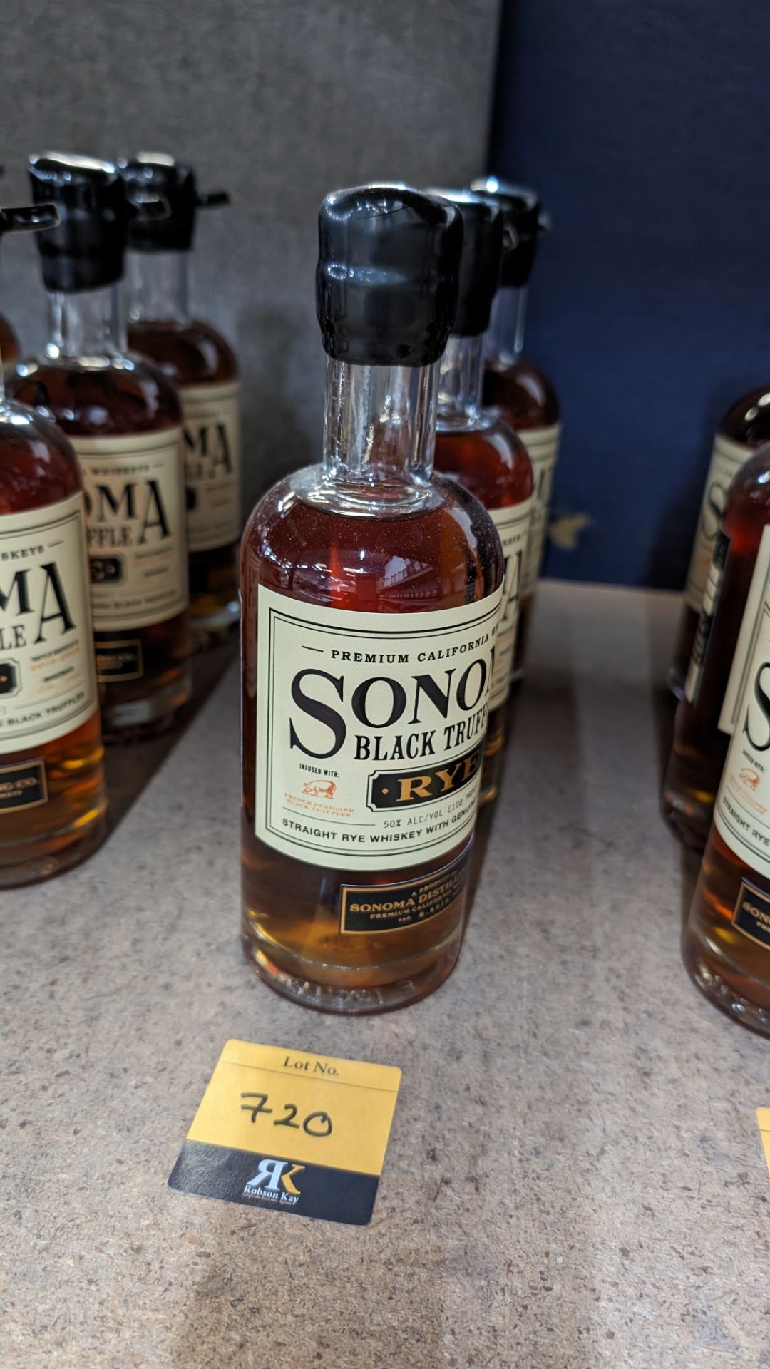 3 off 375ml bottles of Sonoma Black Truffle Rye Whiskey. 50% alc/vol (100 proof). Straight rye whi - Bild 8 aus 8