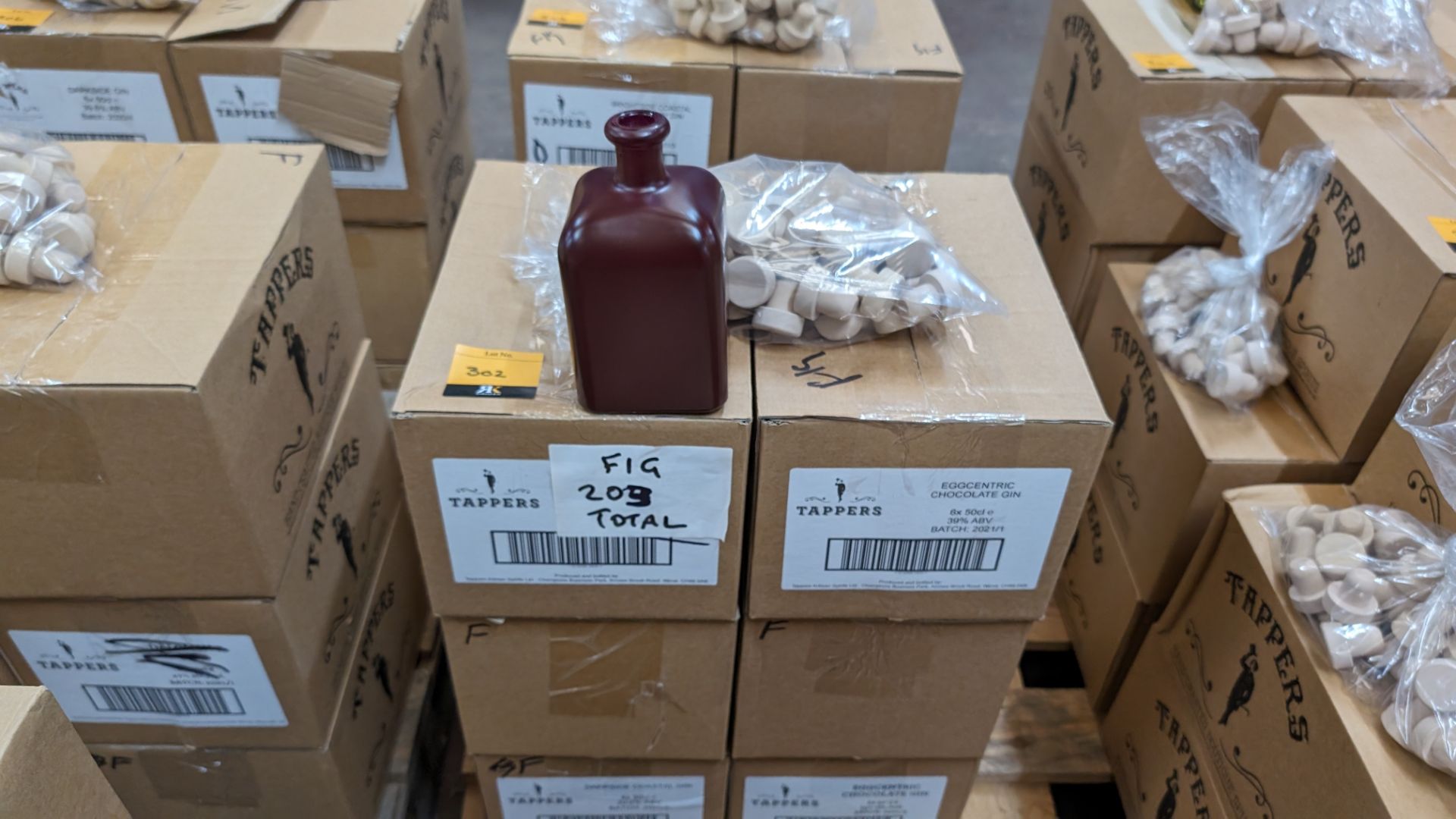 36 off 50cl/500ml professionally painted dark brown glass bottles, each including a stopper. The bo - Image 2 of 4