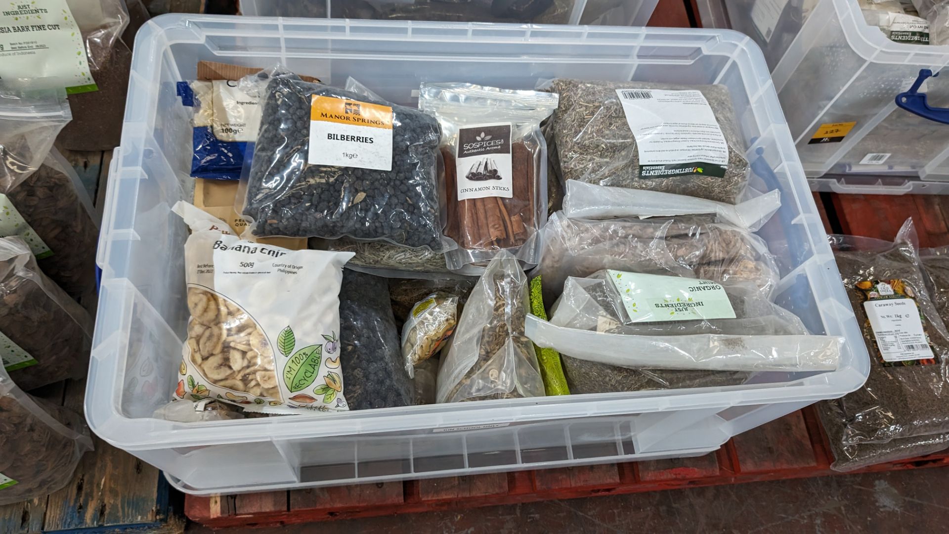 The contents of a pallet of assorted aromats and other dried ingredients, including other herbs and - Image 8 of 11