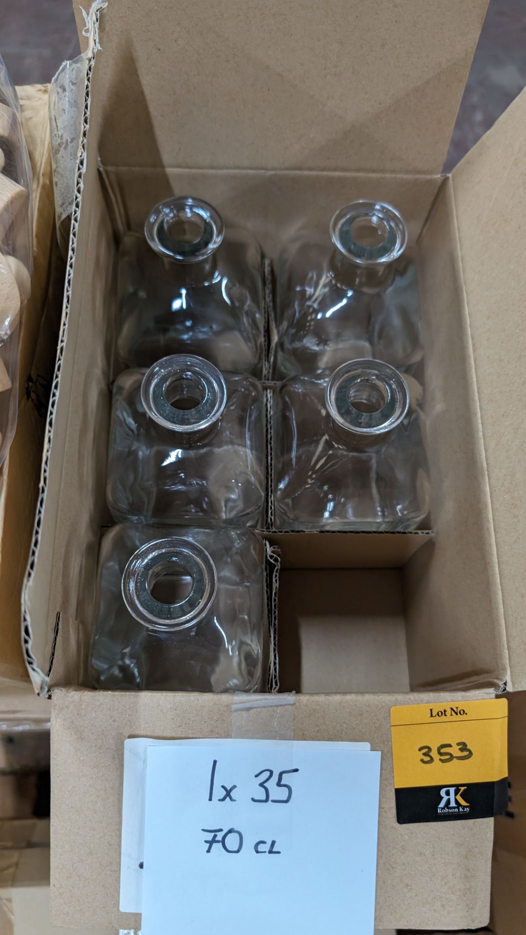 35 off 70cl/700ml clear glass bottles, each including a stopper - Image 4 of 4