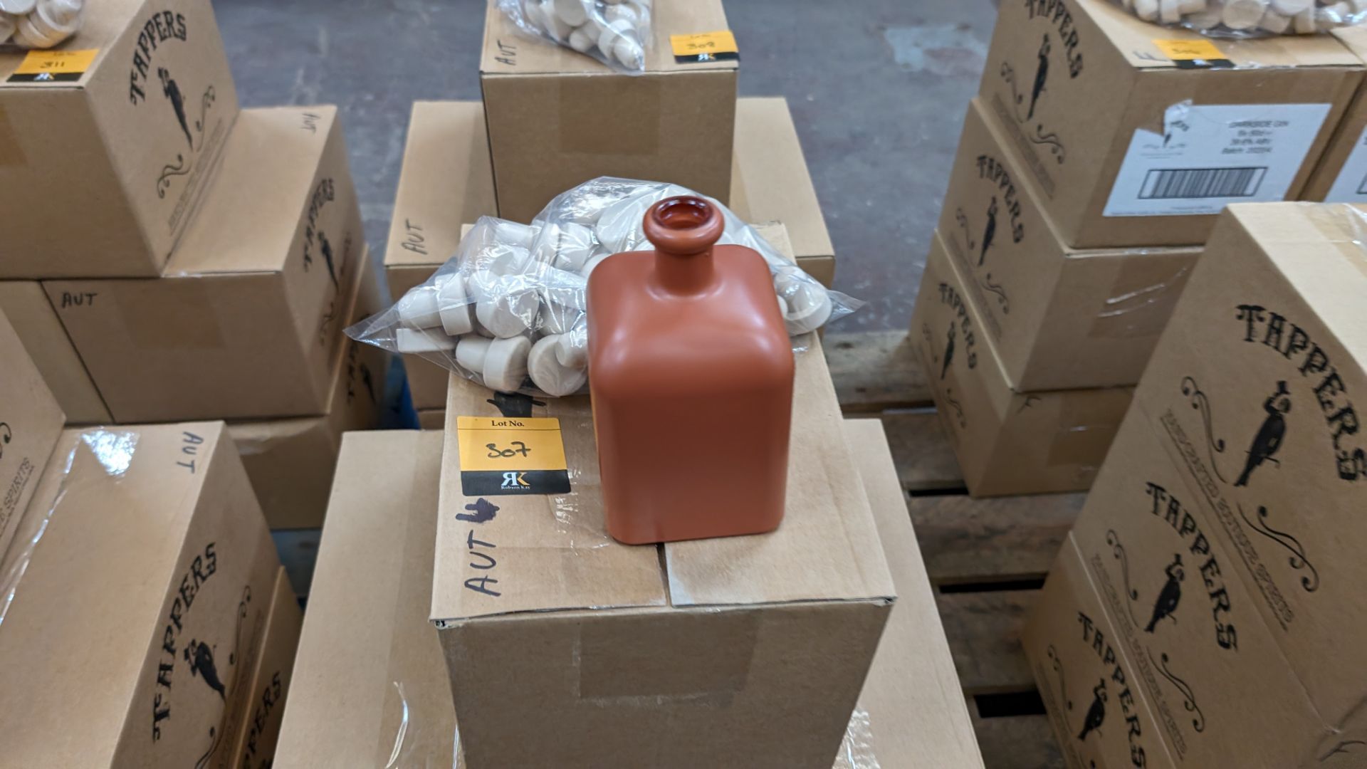 30 off 50cl/500ml professionally painted terracotta brown glass bottles, each including a stopper. - Image 3 of 4