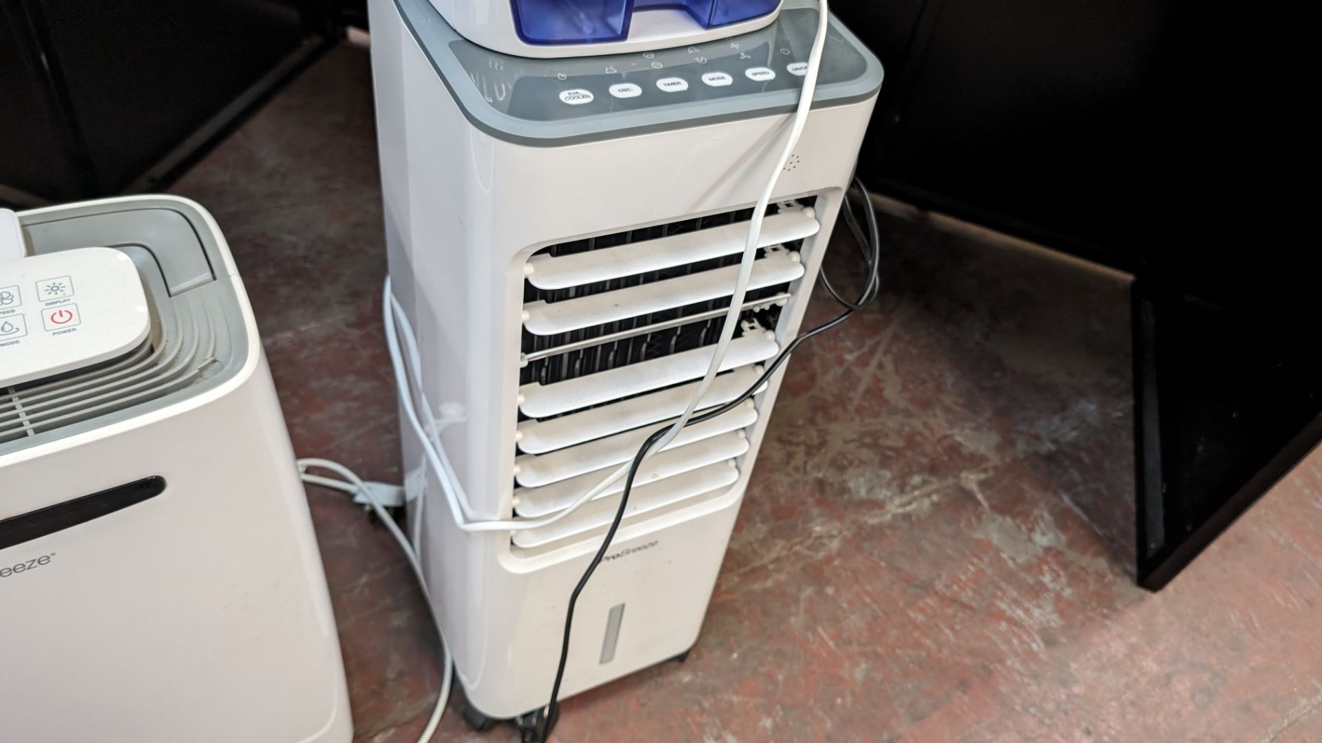 4 off assorted ProBreeze fan units and similar - Image 7 of 12