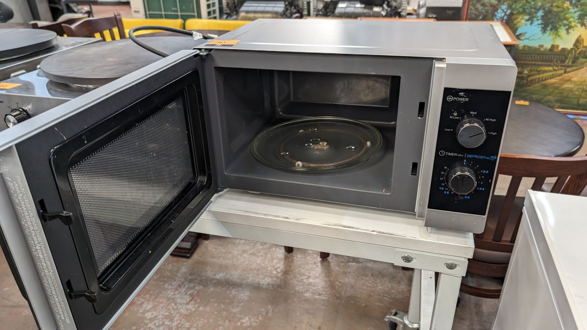 Sharp 900w silver microwave oven - Bild 4 aus 5