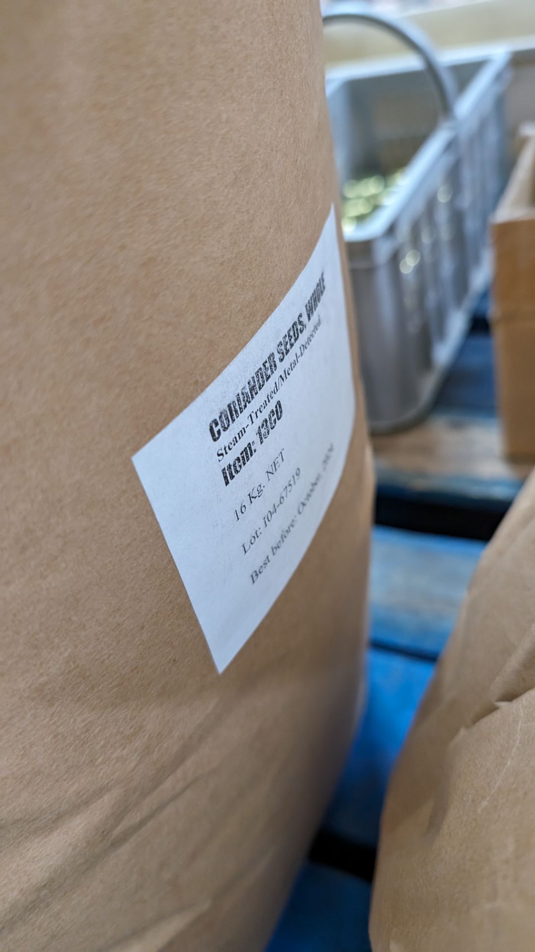 The contents of a pallet of large sacks of coriander seeds. NB: At least 2 of the sacks are best - Image 6 of 9