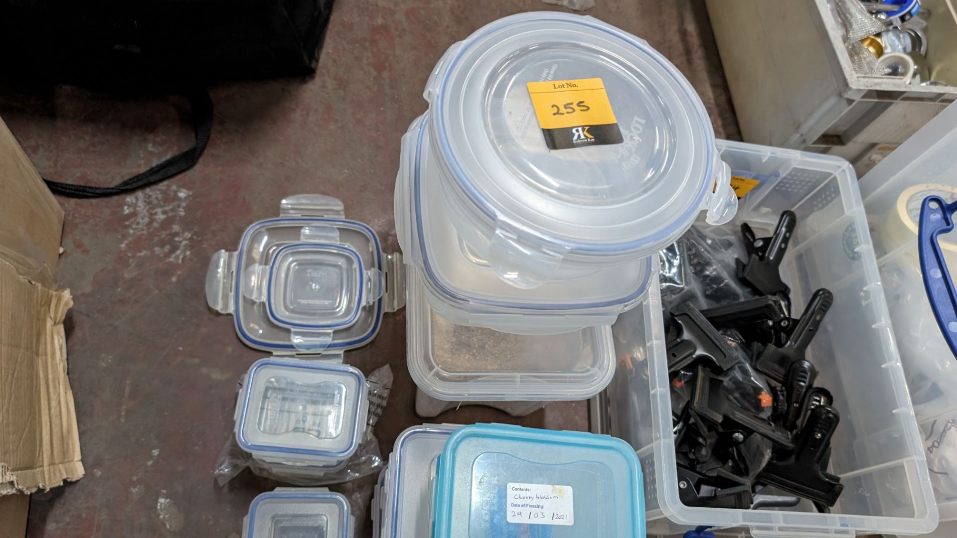 Quantity of plastic storage containers - Image 4 of 5