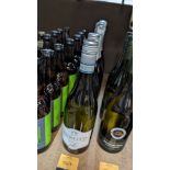4 off assorted 750ml bottles of prosecco. This lot comprises 2 off bottles of Ca di Alte Extra Dry