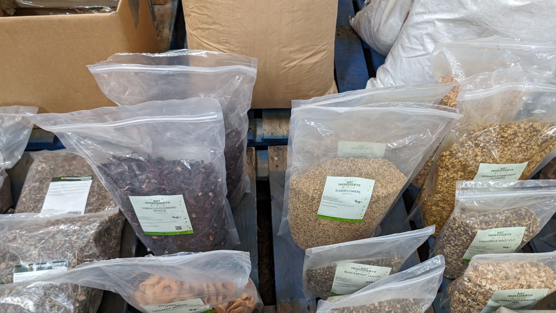 The contents of a pallet of assorted aromats, herbs and spices. NB: Please note many of these item - Image 9 of 9