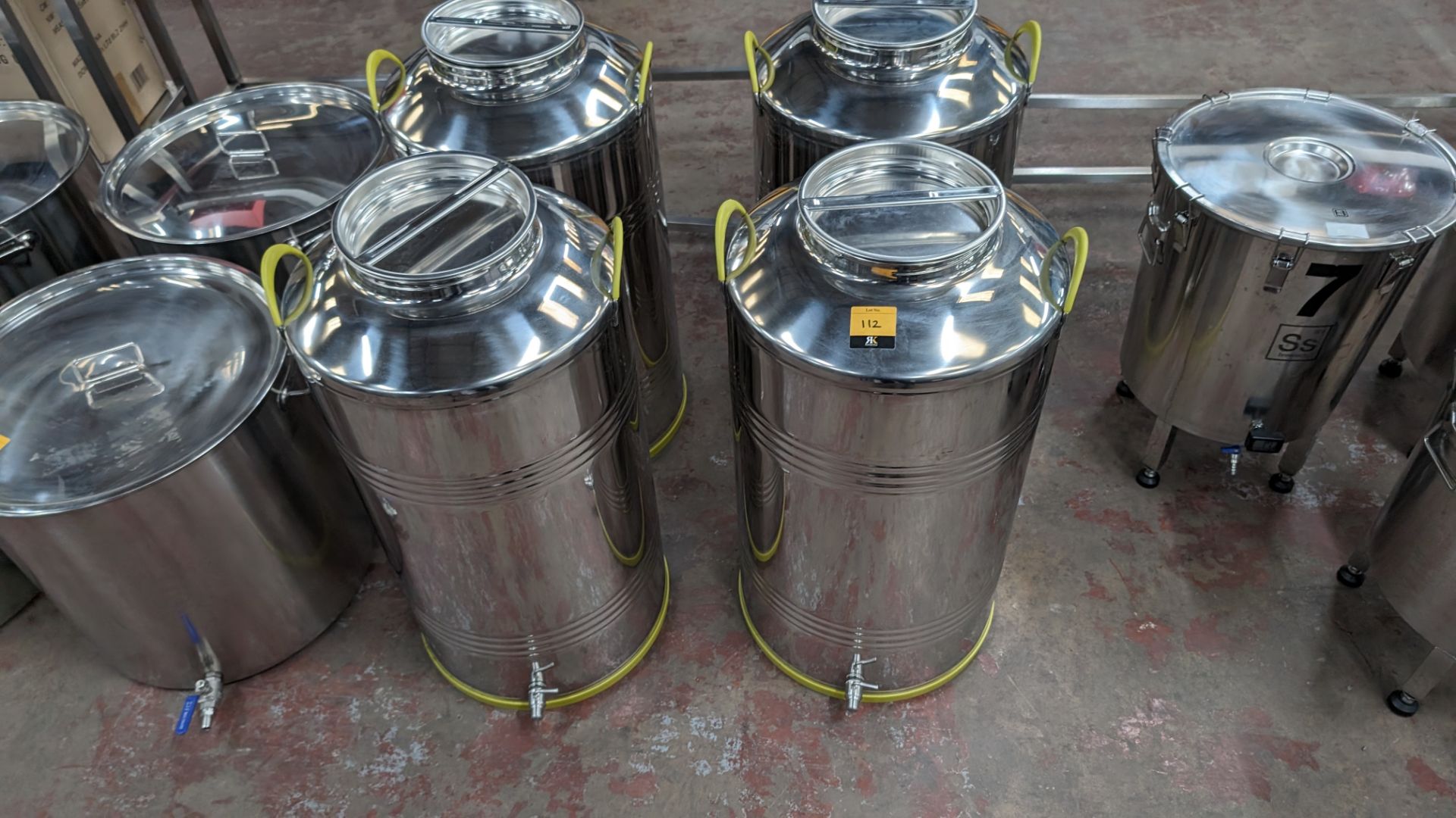 4 of 100L stainless steel milk churns, each with their own lid - Image 12 of 12