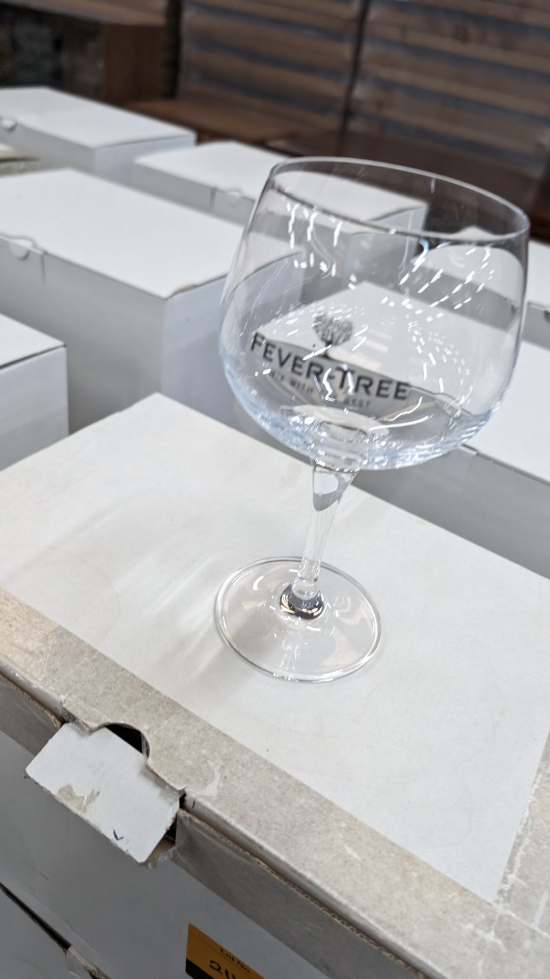 36 off Fever-Tree branded gin & tonic glasses comprising 6 boxes each with 6 glasses - Image 3 of 5