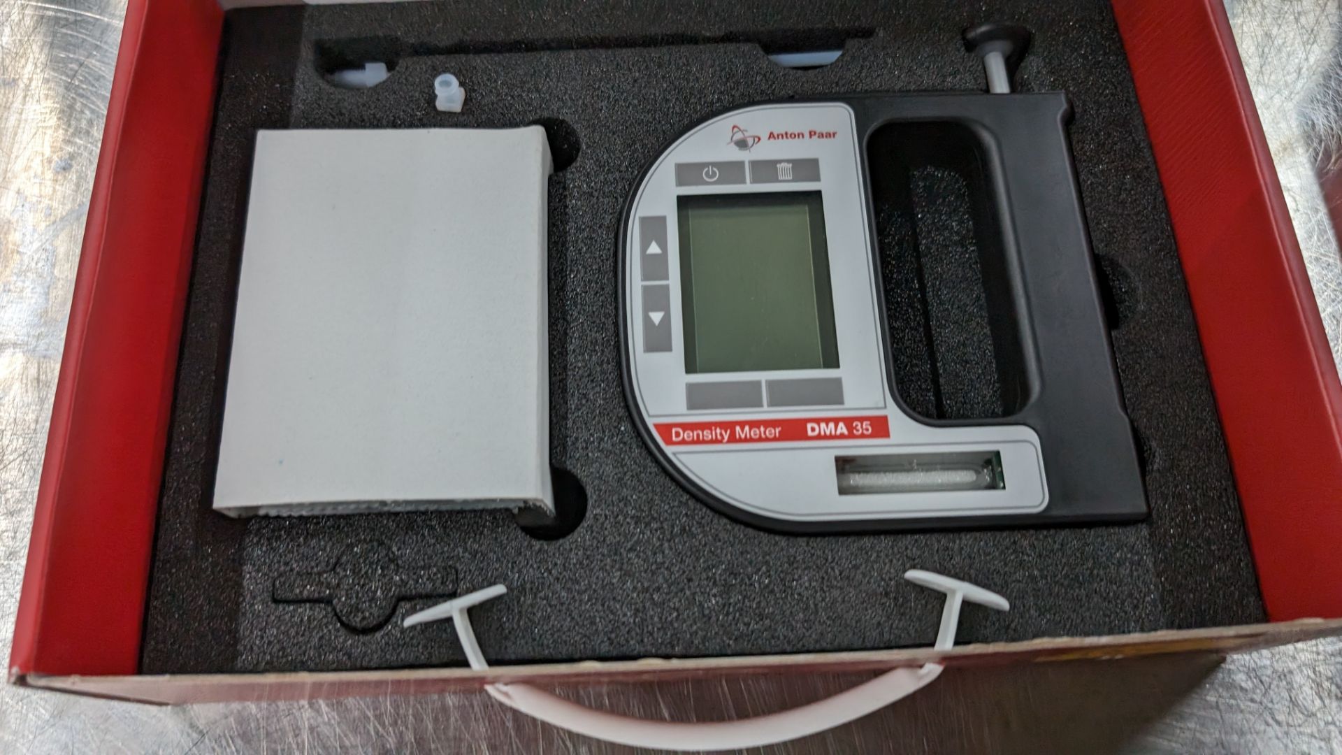 Anton Paar density meter, model DMA 35, including box, consumables and book pack - Image 3 of 8