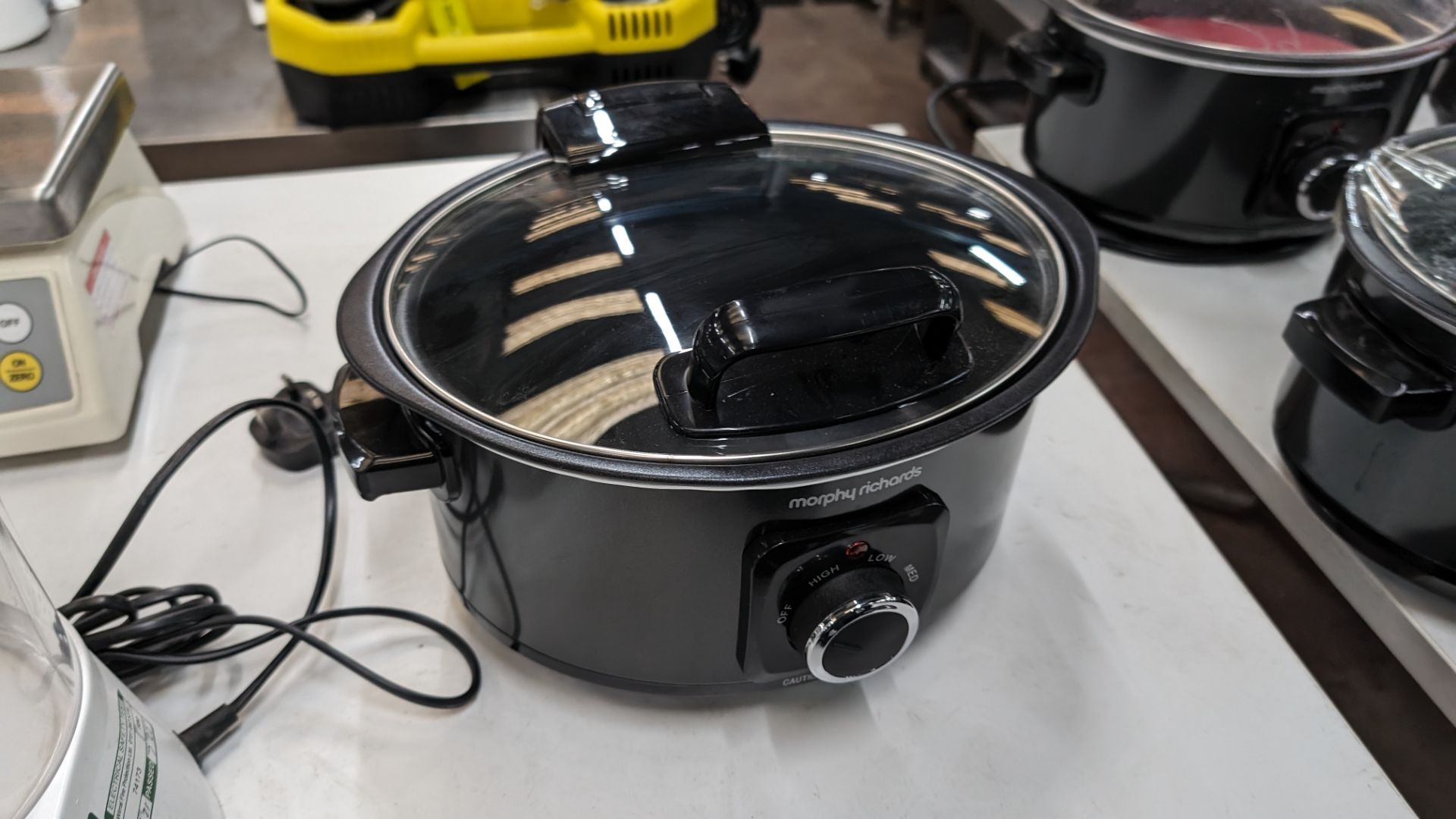 2 off assorted slow cookers - Image 4 of 5