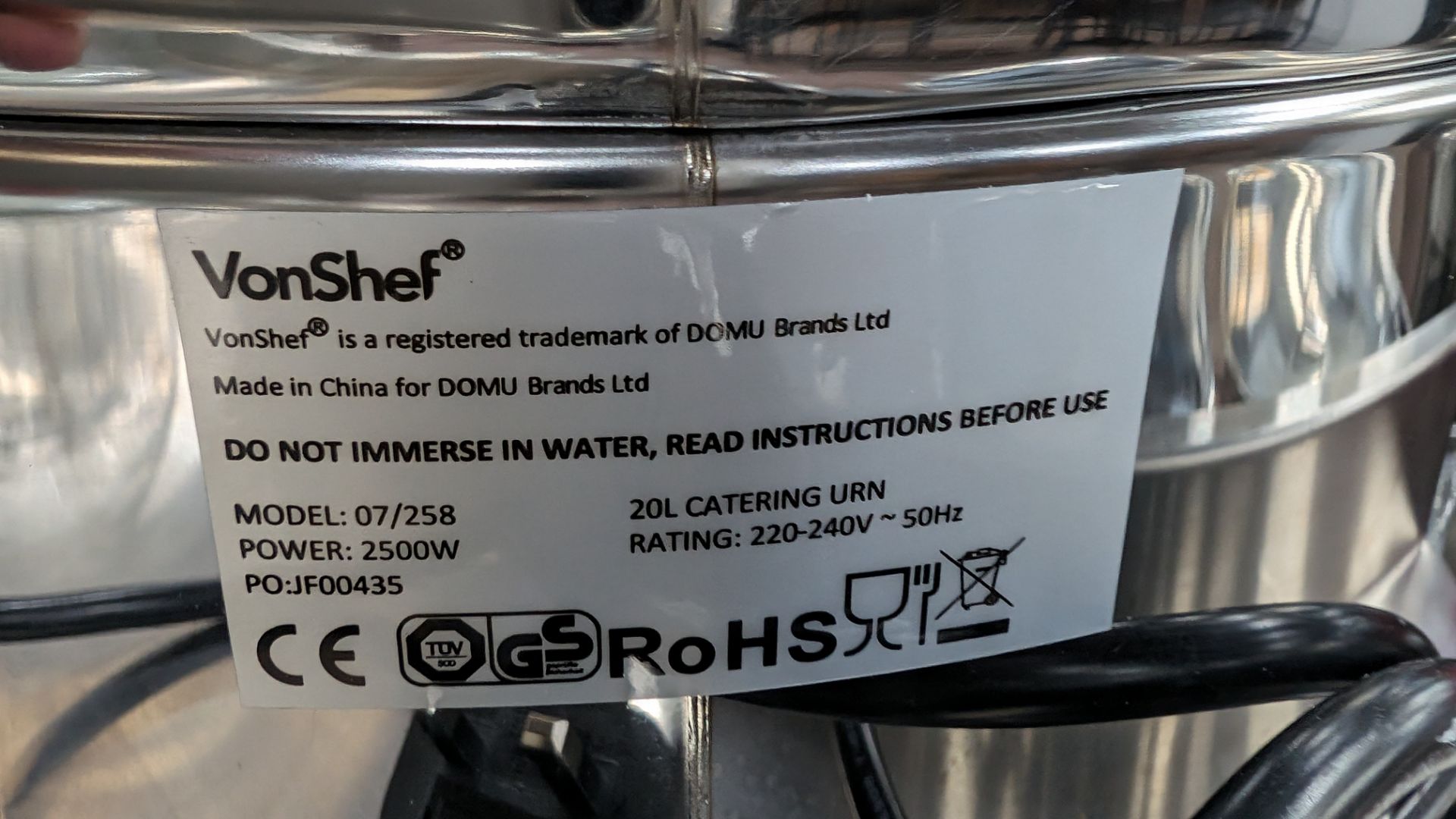 VonShef stainless steel hot water boiler/urn, 2500w, 20L, model 07/258. Includes drip tray and orig - Image 7 of 7