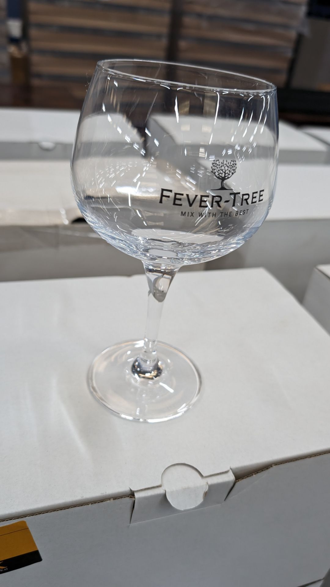 36 off Fever-Tree branded gin & tonic glasses comprising 6 boxes each with 6 glasses - Image 4 of 4