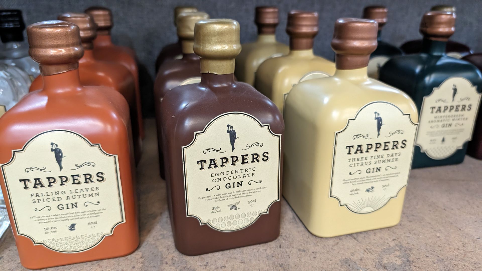 4 off assorted 500ml bottles of Tappers Gin. This lot comprises 1 bottle of 47% ABV Brightside Coas - Image 4 of 8