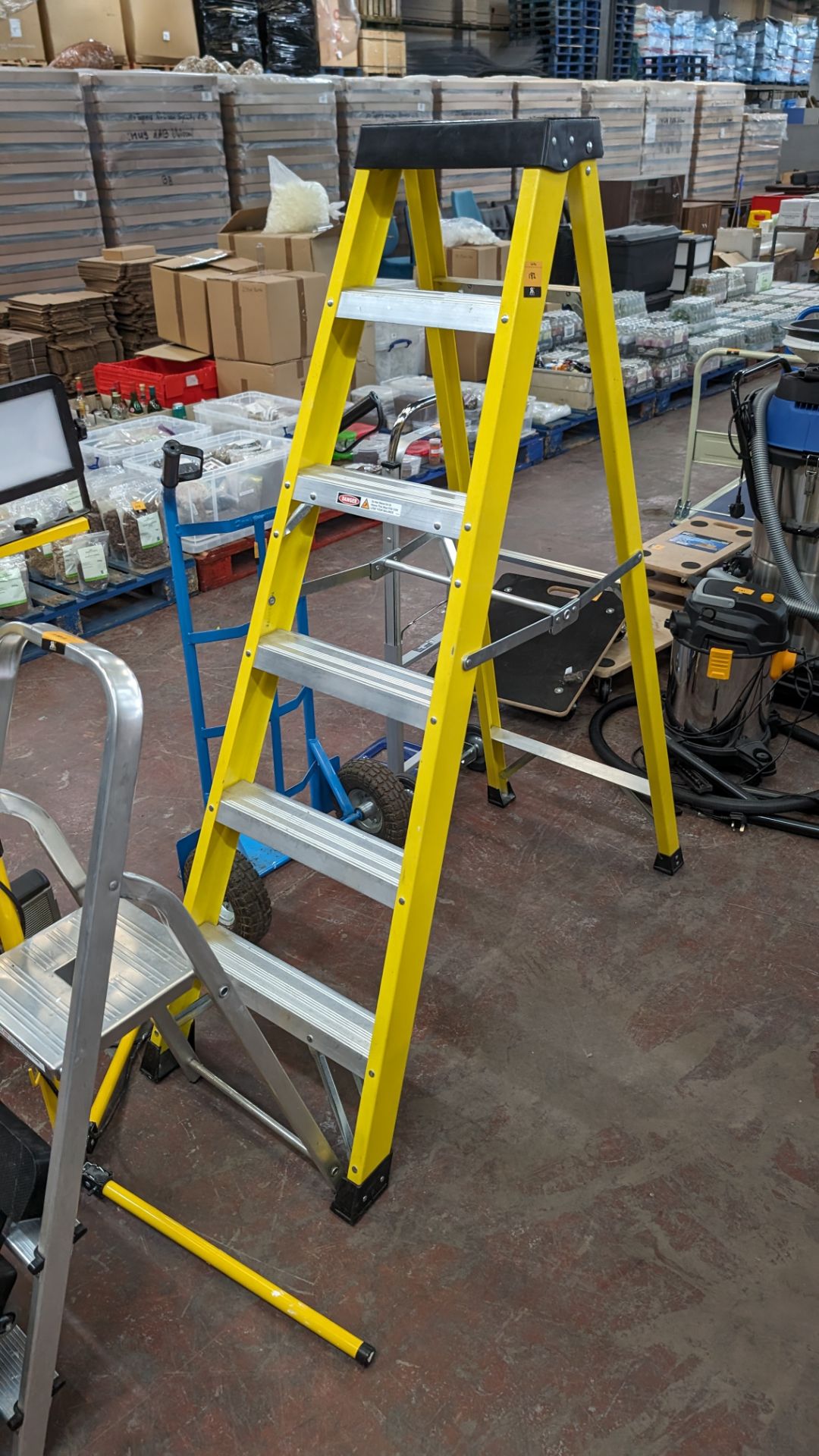 Electricians insulated 5-tread folding ladders - Bild 2 aus 4