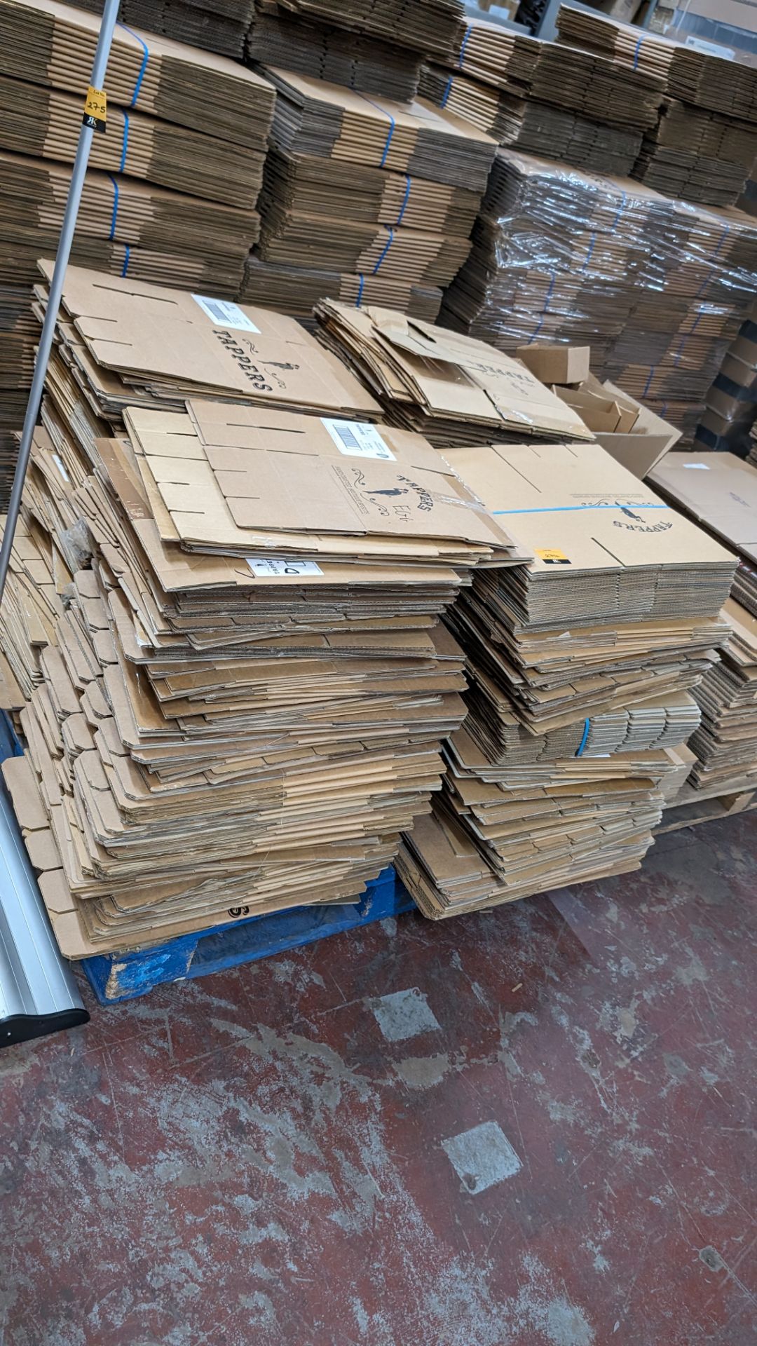 The contents of a pallet of flatpack cardboard boxes in 4 stacks. Each box when assembled incorpora - Image 5 of 5