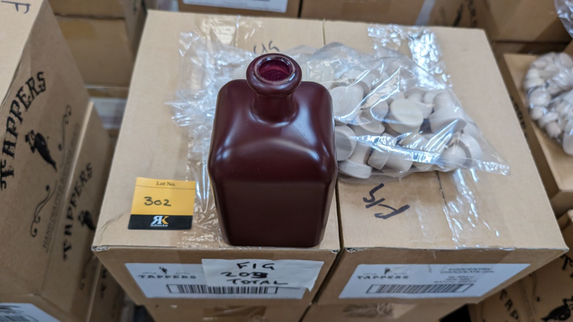 36 off 50cl/500ml professionally painted dark brown glass bottles, each including a stopper. The bo - Image 4 of 4