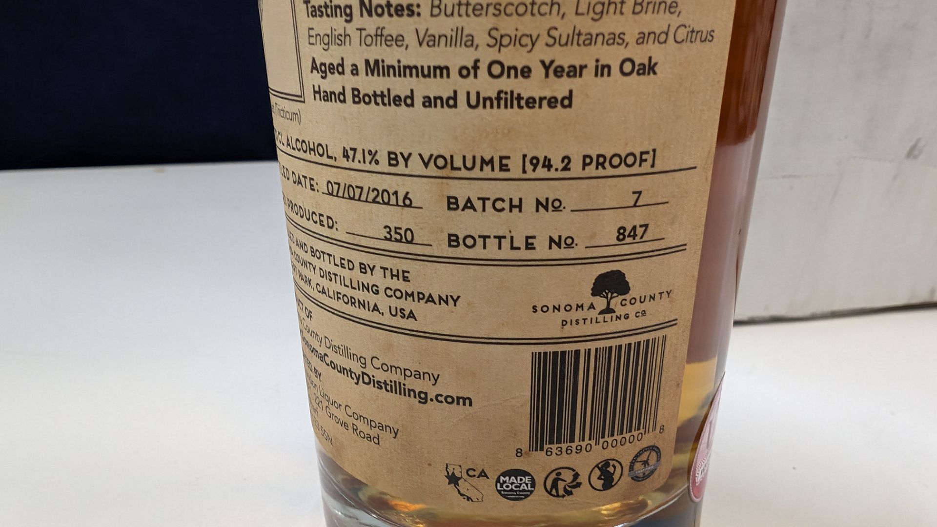 6 off 700ml bottles of Sonoma County 2nd Chance Wheat Double Alembic Pot Distilled Whiskey. In white - Bild 7 aus 10