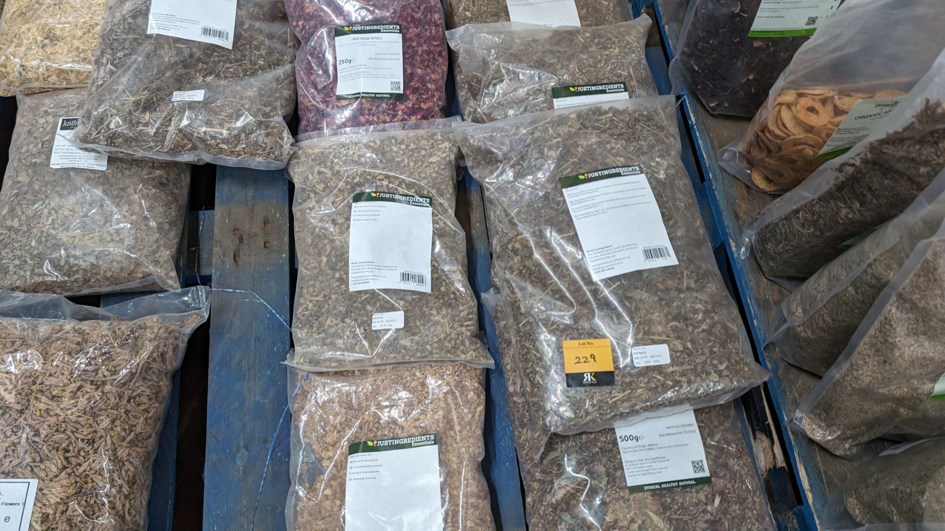 The contents of a pallet of assorted aromats, herbs and spices. NB: Please note many of these ite - Image 4 of 10