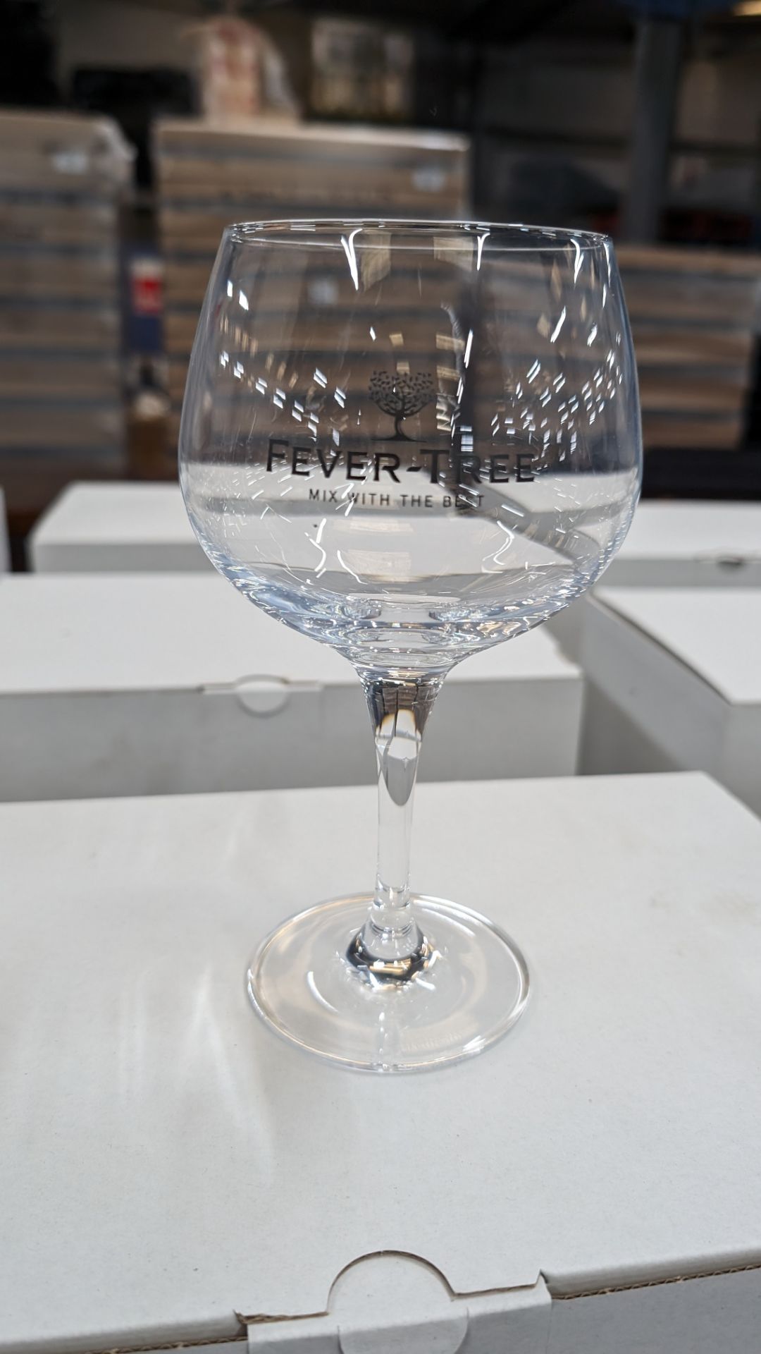 36 off Fever-Tree branded gin & tonic glasses comprising 6 boxes each with 6 glasses - Image 5 of 5