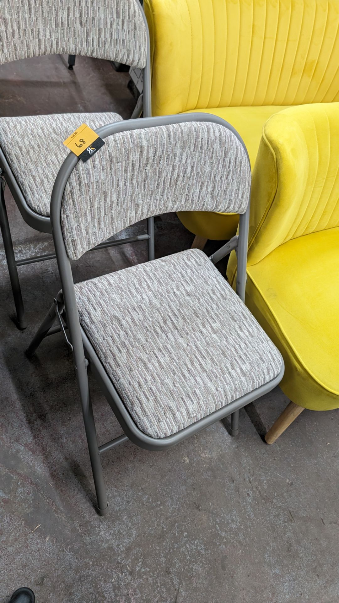 2 off matching folding upholstered metal frame chairs - Image 3 of 4