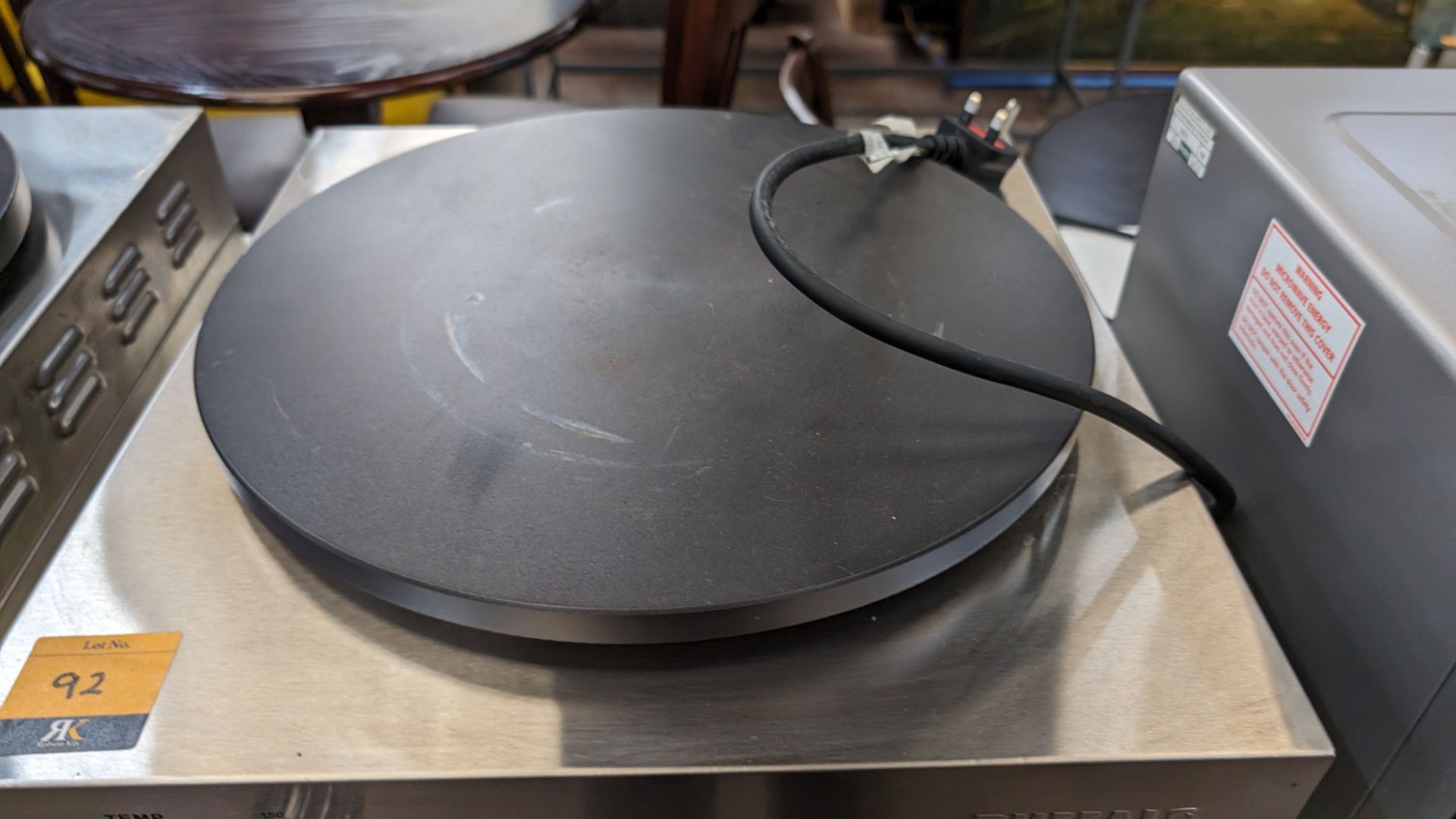 Buffalo stainless steel commercial crepe maker, model CT931 - Image 4 of 5