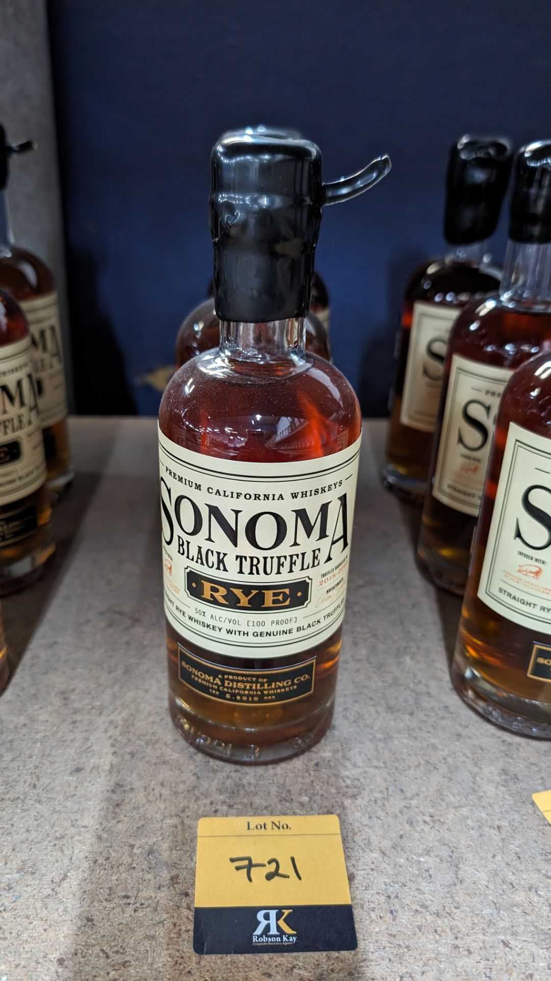 3 off 375ml bottles of Sonoma Black Truffle Rye Whiskey. 50% alc/vol (100 proof). Straight rye whi - Bild 8 aus 8