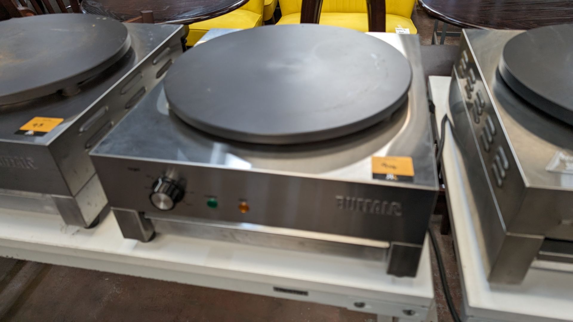 Buffalo stainless steel commercial crepe maker, model CT931 - Image 4 of 4