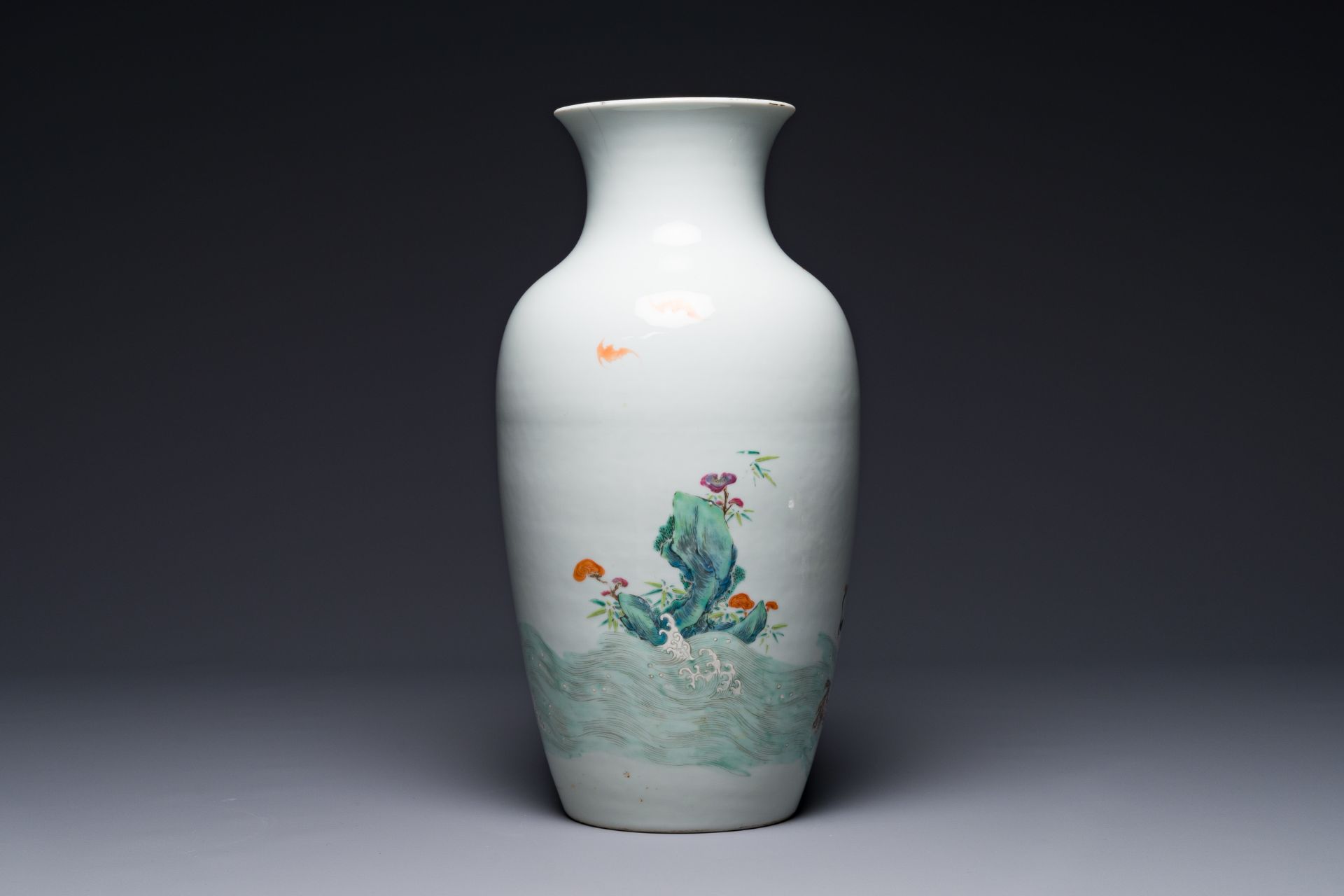 A Chinese famille rose 'Lan Caihe' vase, Qianlong mark, 19/20th C. - Image 4 of 7