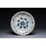 A Vietnamese or Annamese blue and white 'floral' dish, 15/16th C.