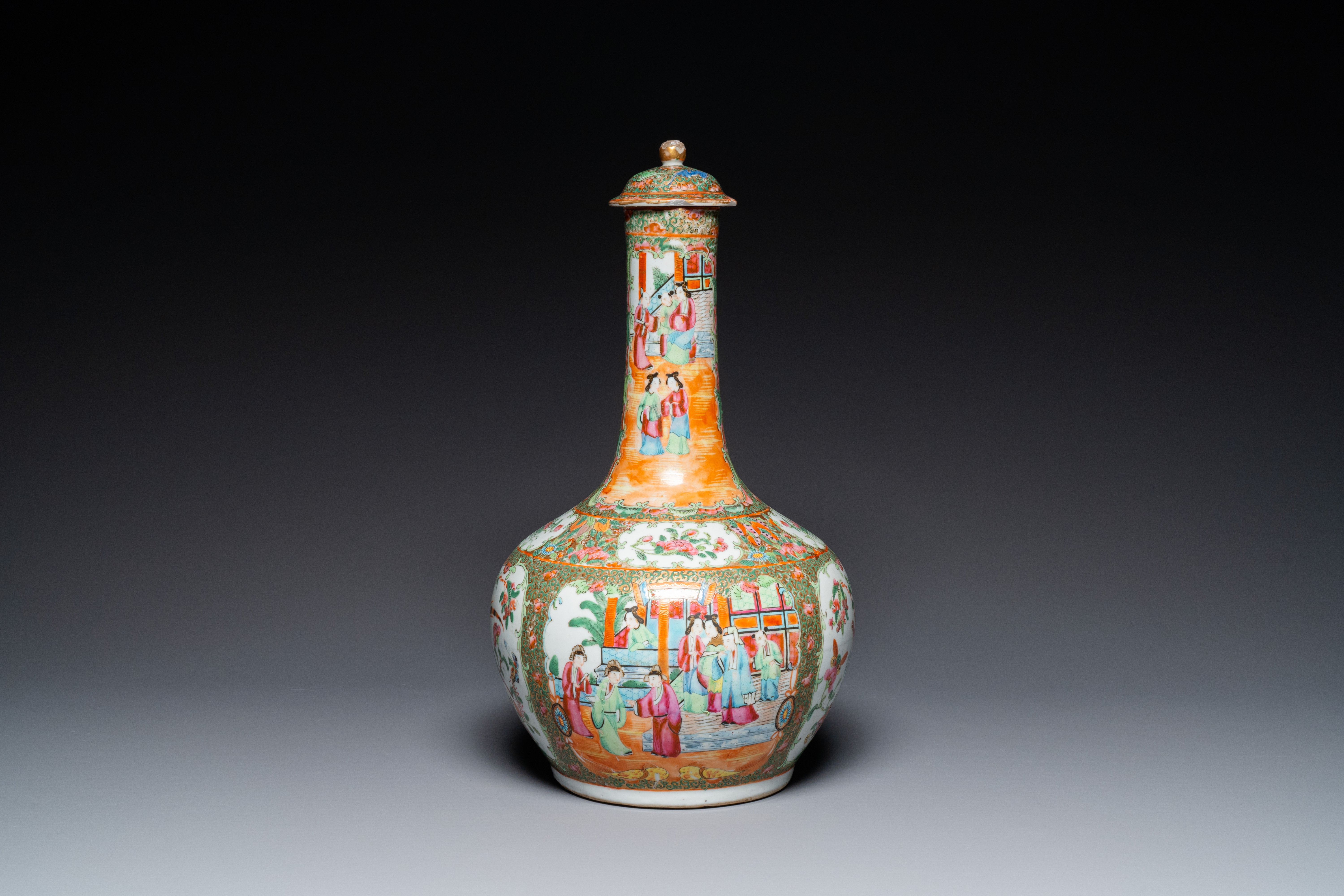 A Chinese Canton famille rose bowl and a covered bottle vase, 19th C. - Image 4 of 13