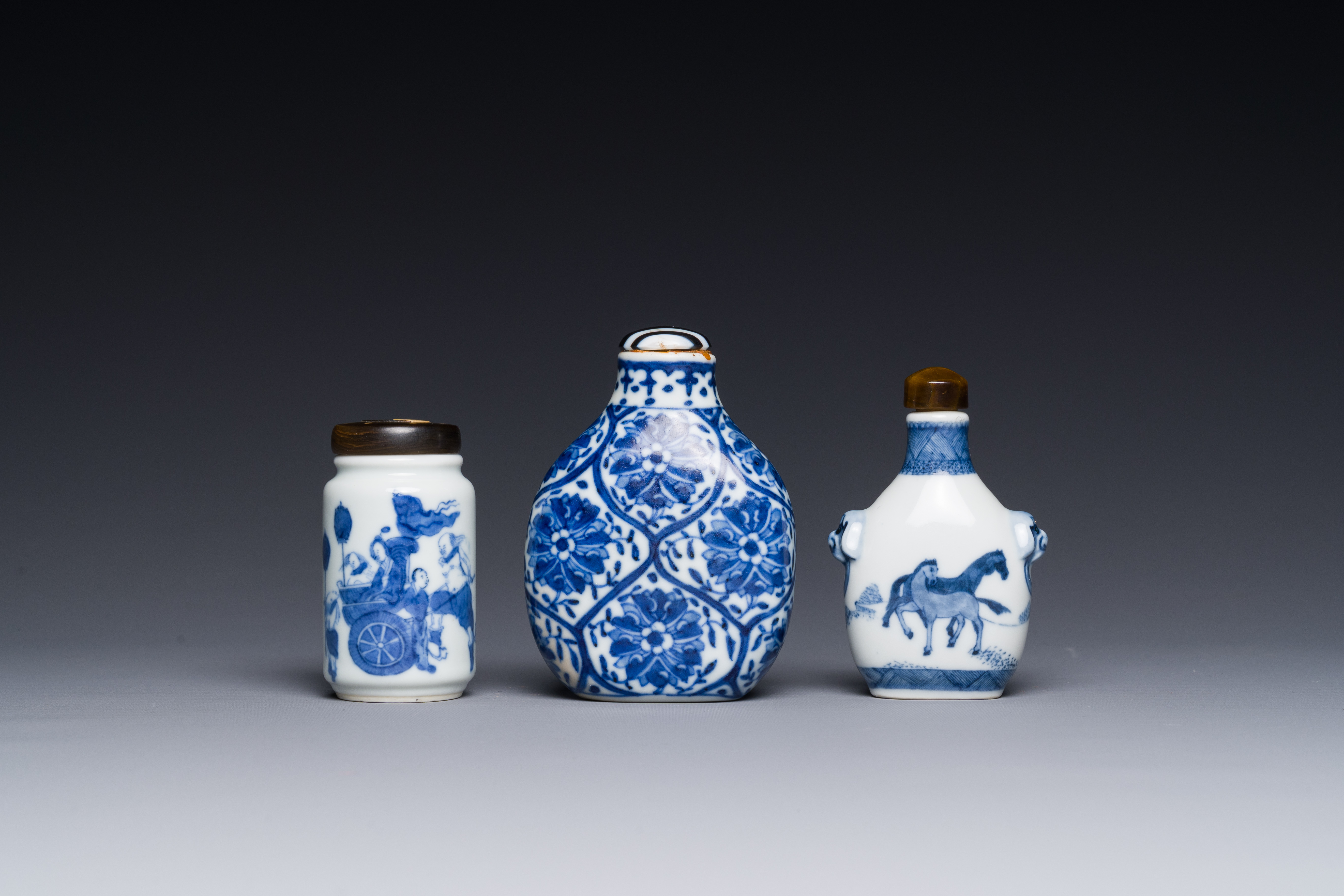 Three Chinese blue and white snuff bottles, Yongzheng mark, 19th C. - Image 2 of 3