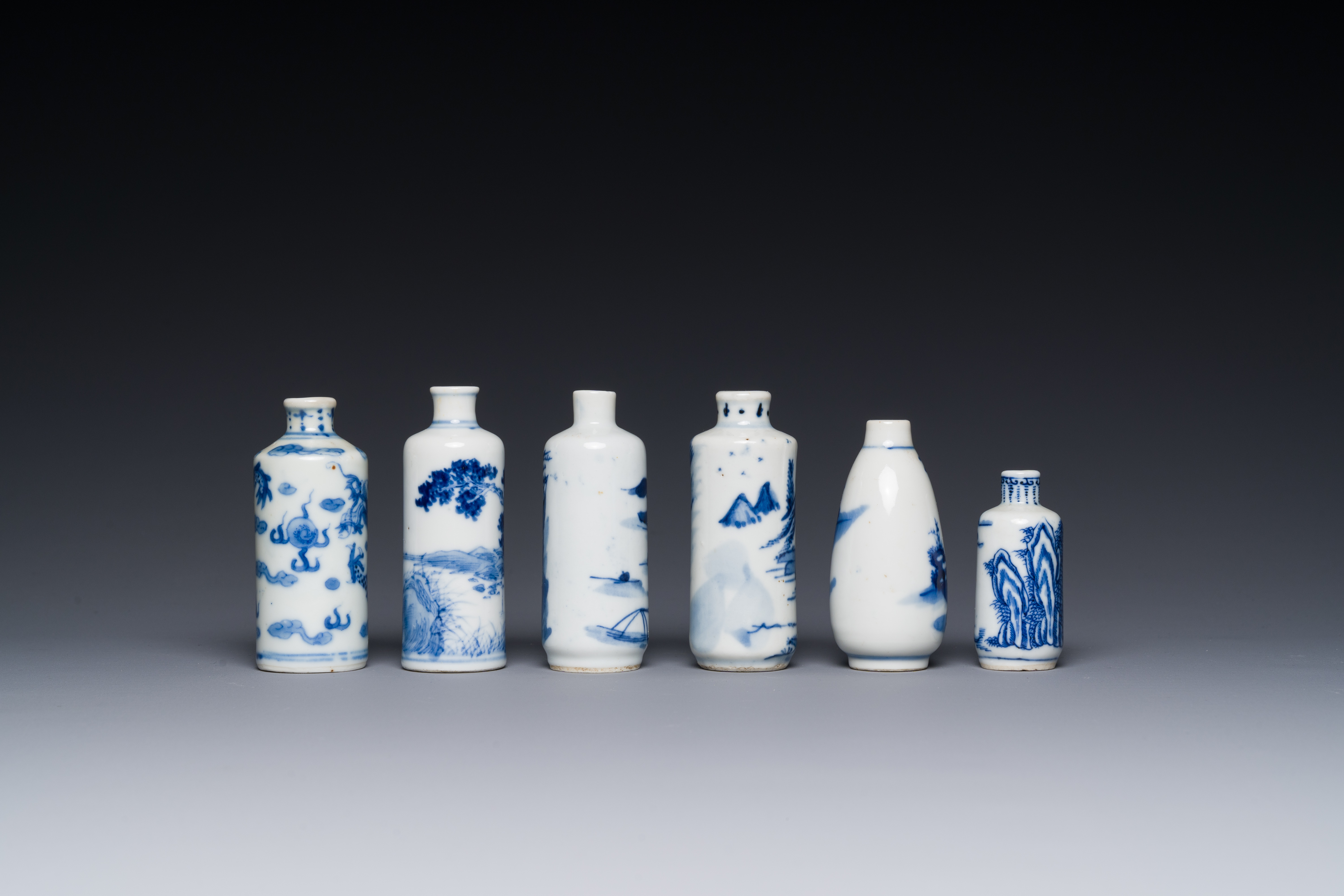 Six Chinese blue and white snuff bottles, 19th C. - Image 2 of 3