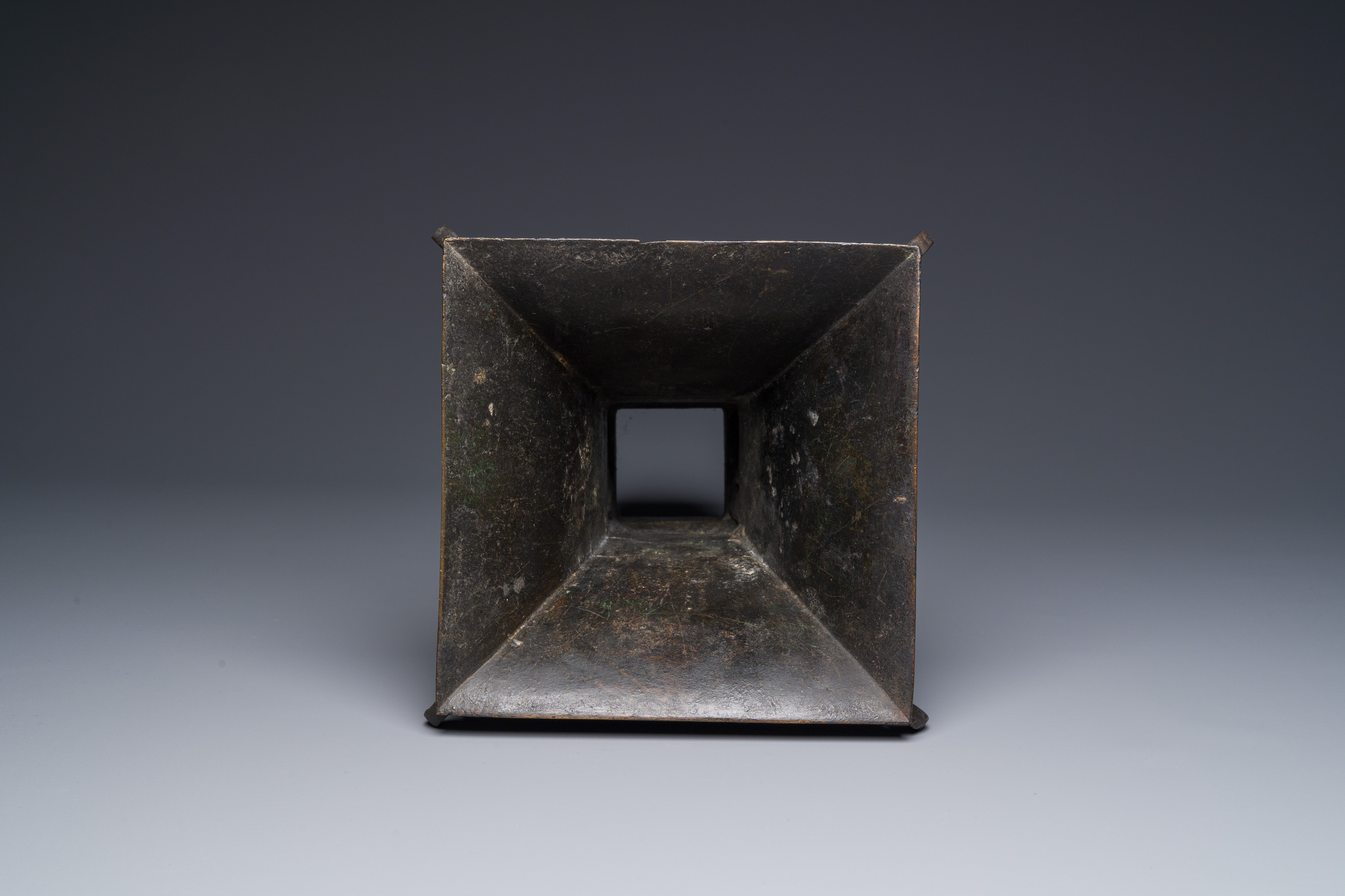 A Chinese bronze 'zun' vase with taotie design, Ming - Image 3 of 3