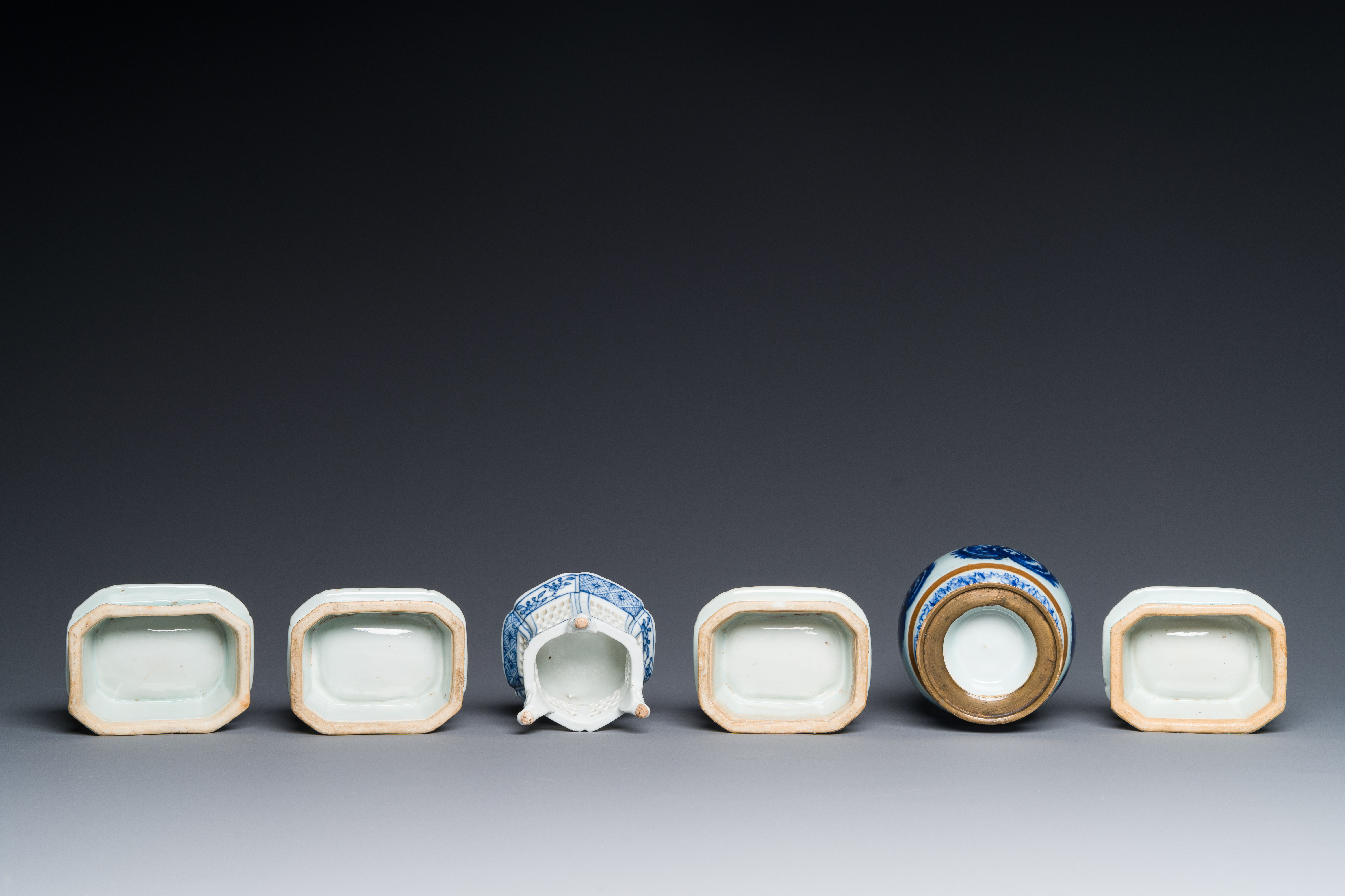 Five Chinese blue and white salts and a sprinkler with copper mounts, Kangxi/Jiaqing - Image 5 of 5
